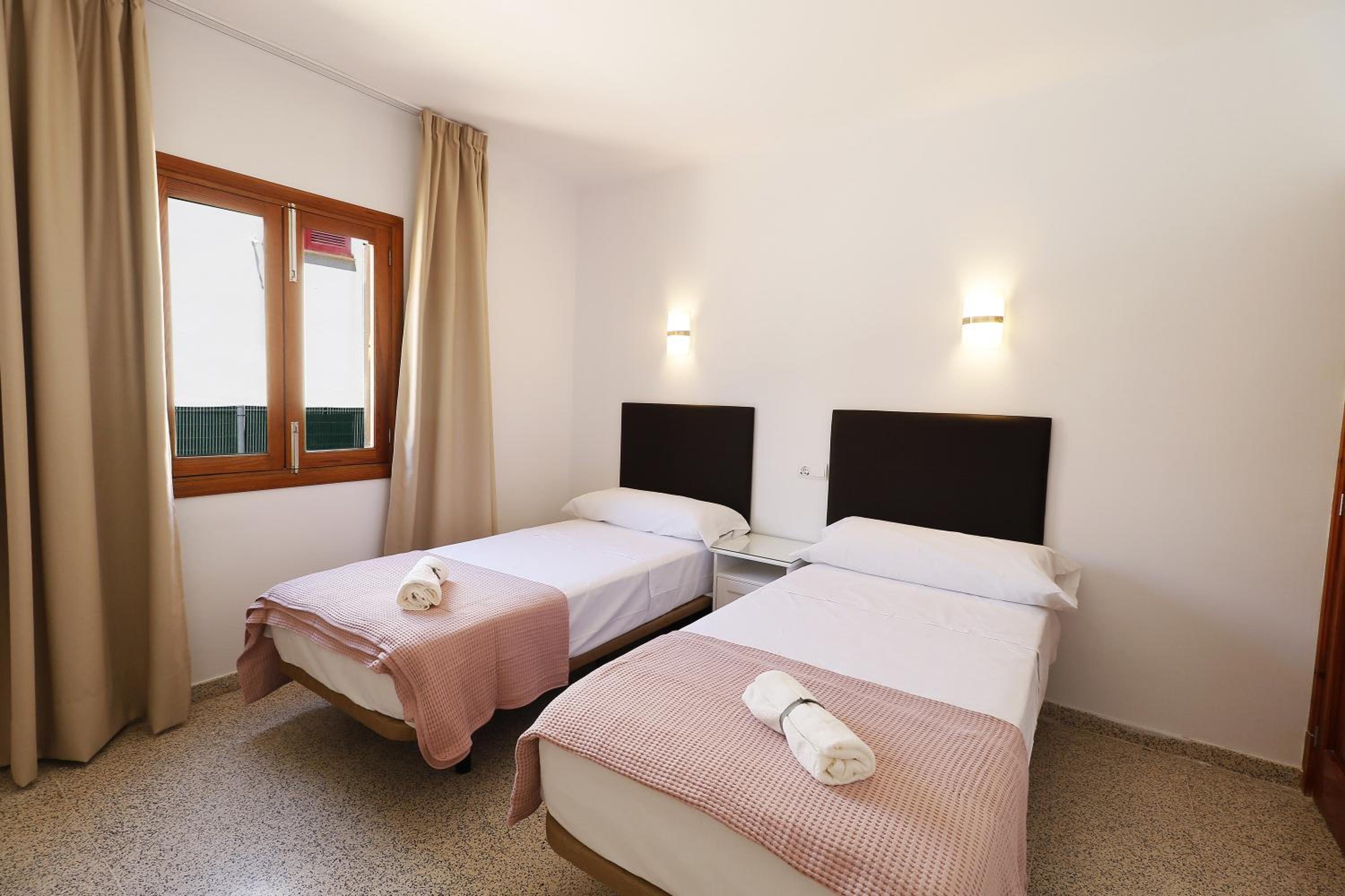 Apartamentos Colonia Sant Jordi
