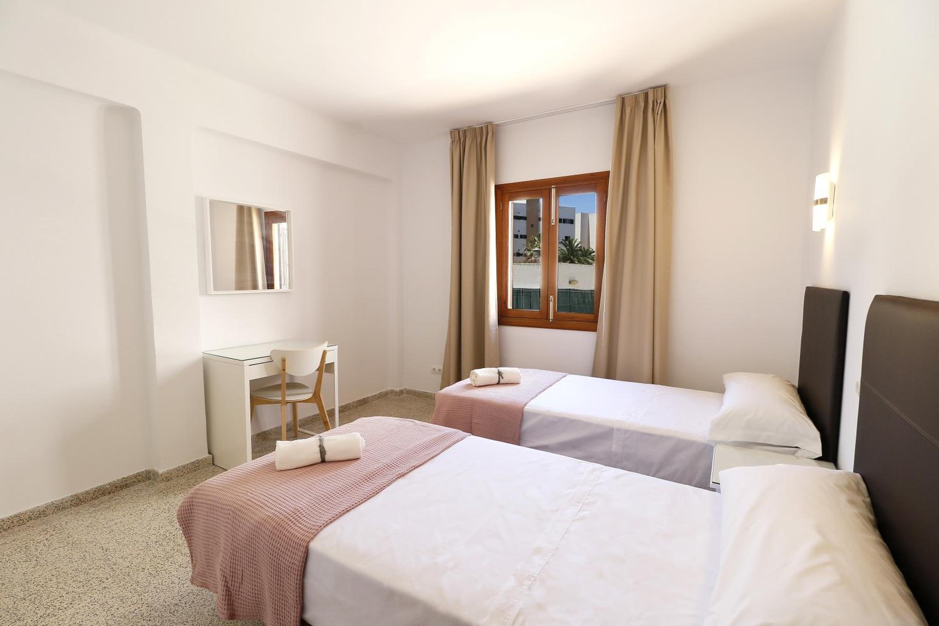 Apartamentos Colonia Sant Jordi
