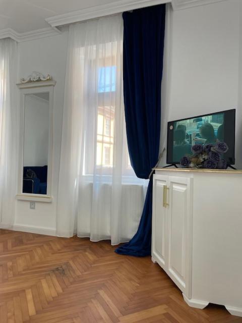Ilinca Home view 3