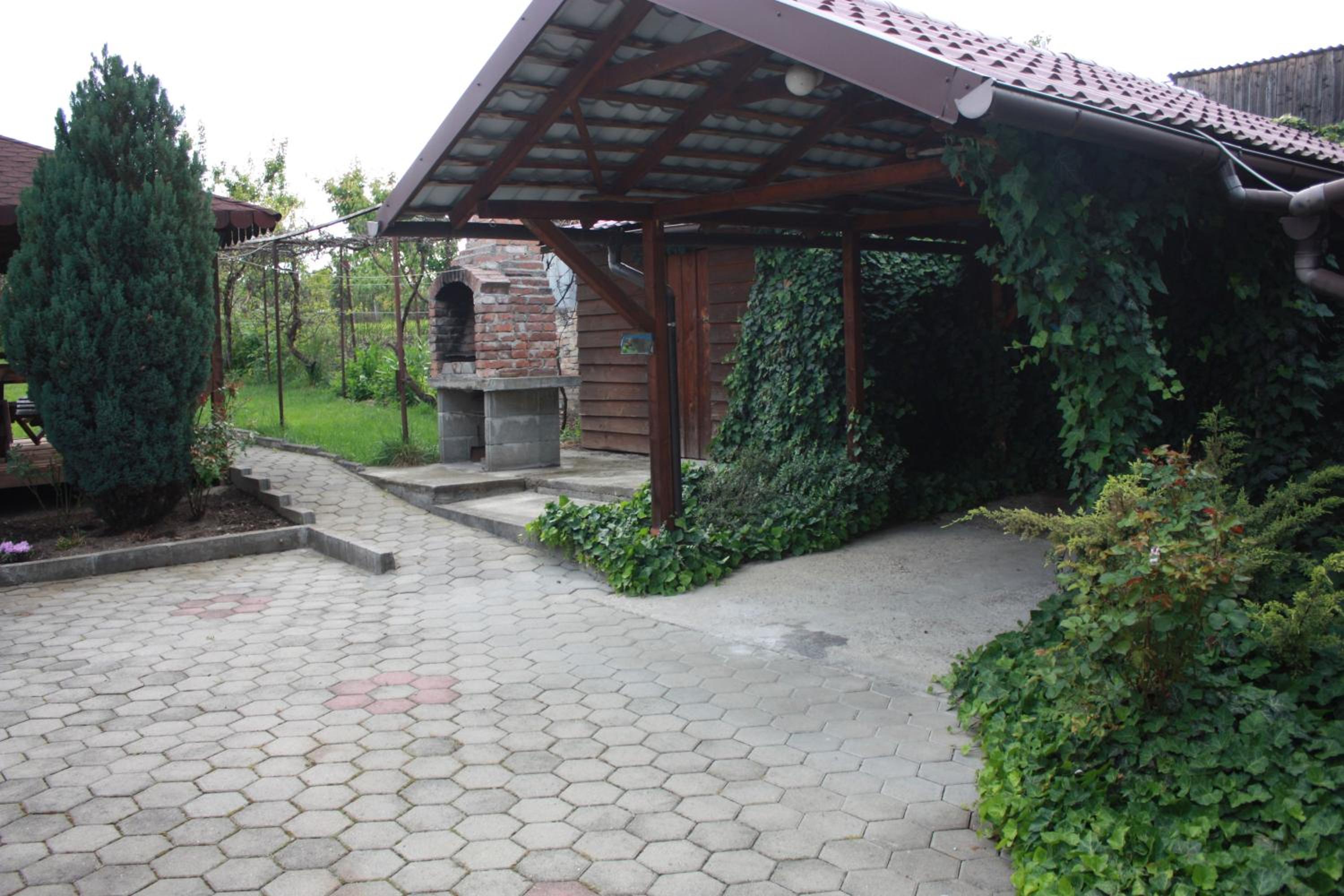 Photo 32