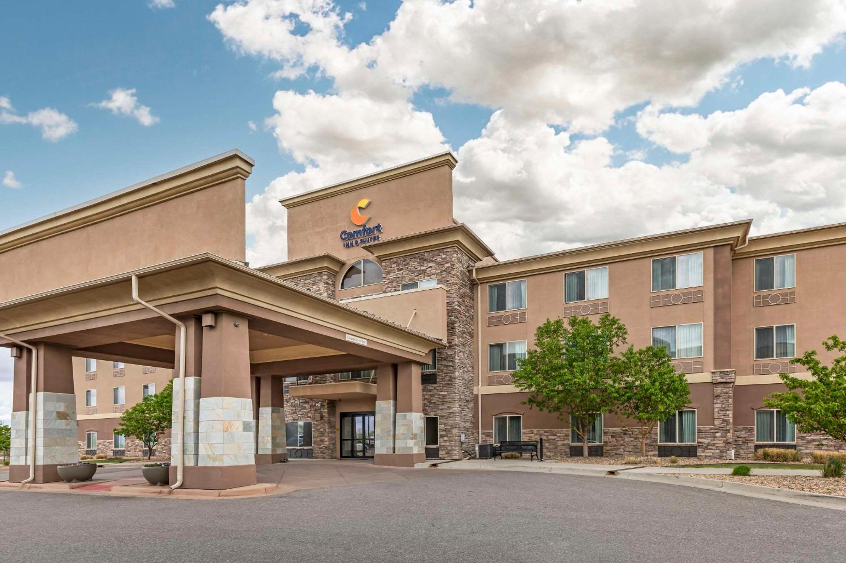Comfort Inn & Suites Brighton Denver NE Medical Center view 3
