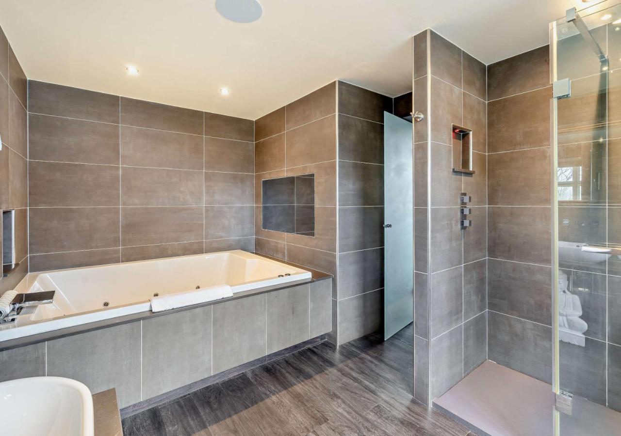 3 Bed in Bowness-on-Windermere oc-91347