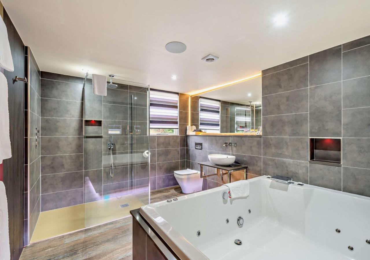 3 Bed in Bowness-on-Windermere oc-91347
