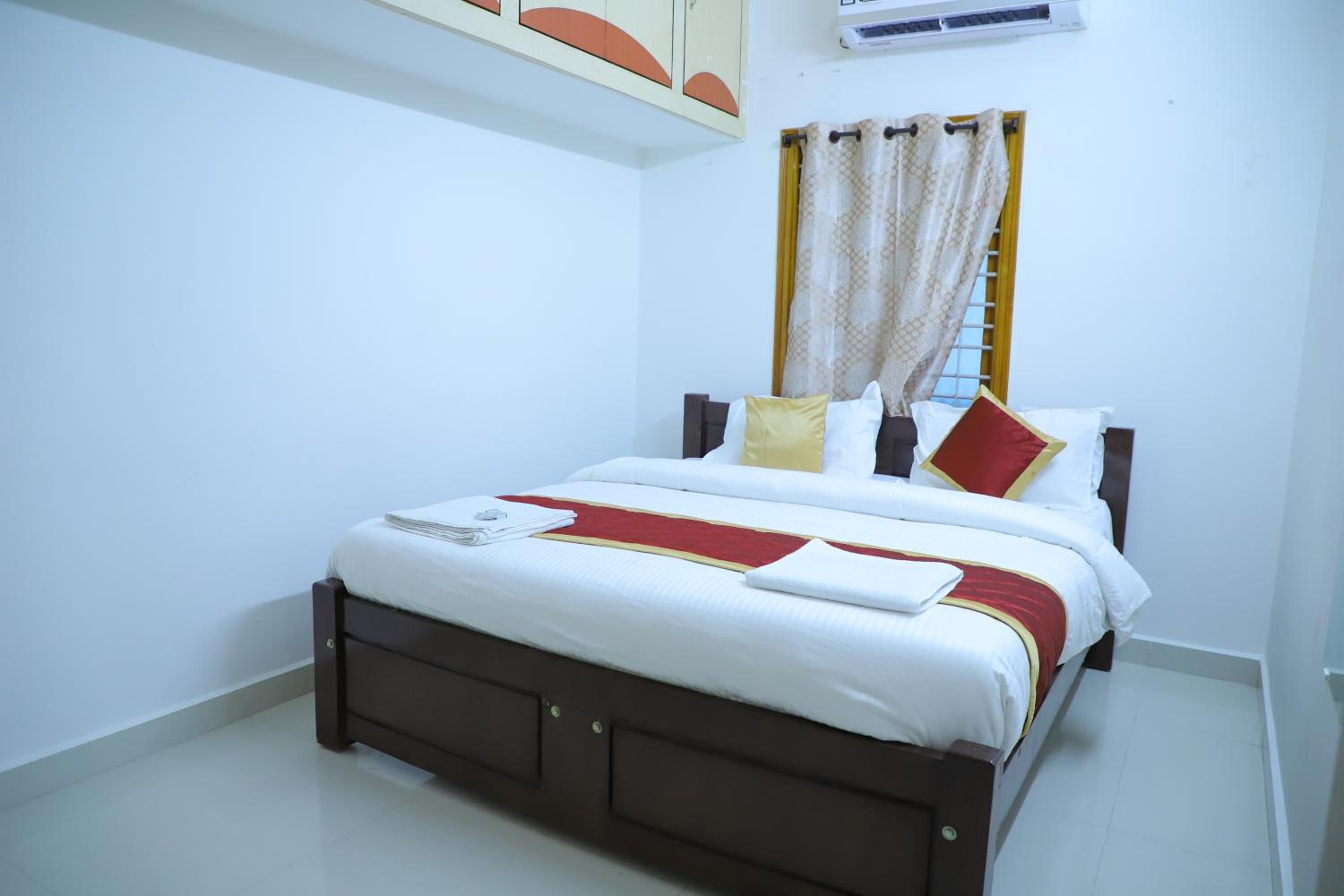 Nanda Mohan Homestay- Luxuries AC Apartment close to Alipiri Foothills-Kapila Teertham and ISKCON temple view 3
