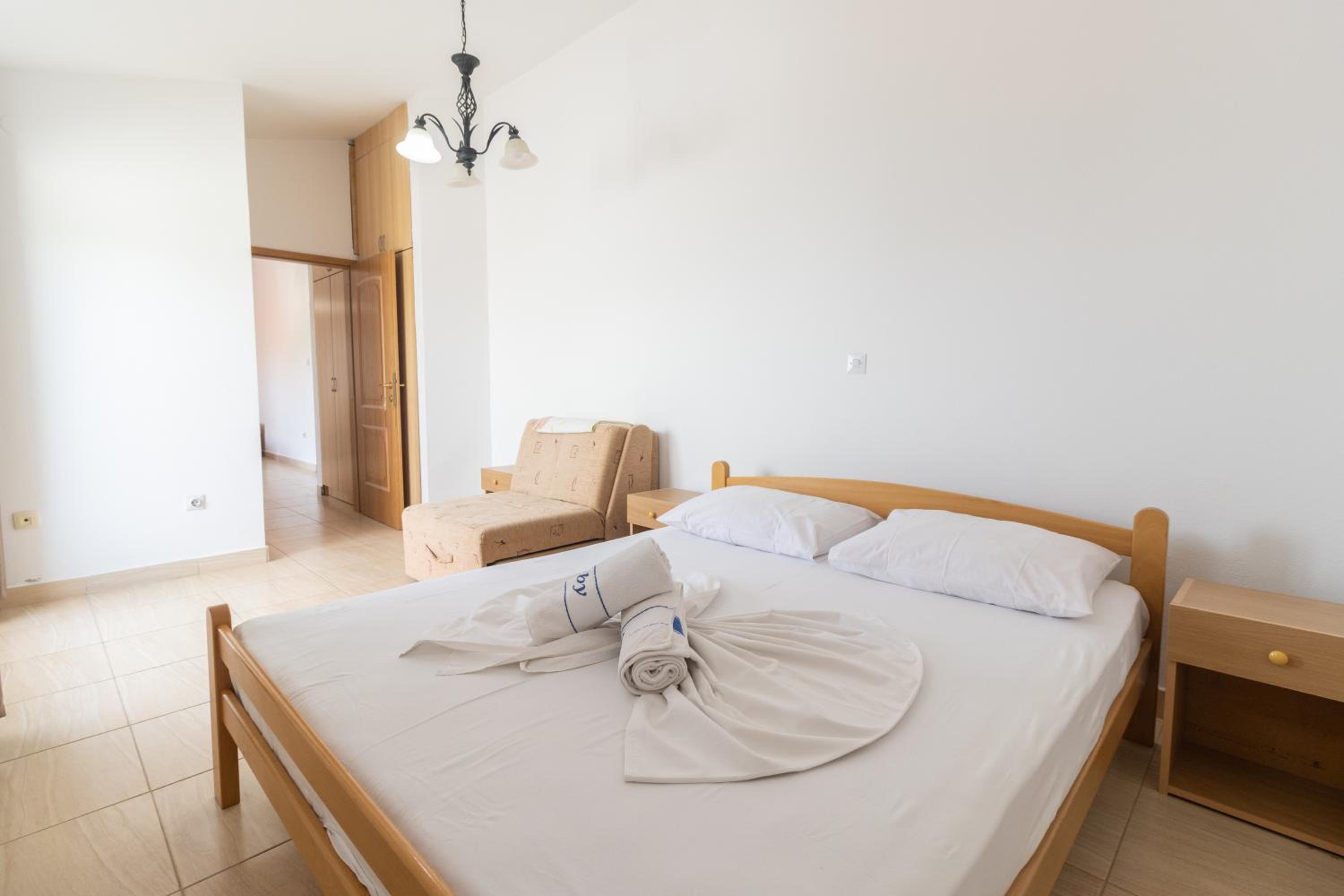 Tomi Guesthouse