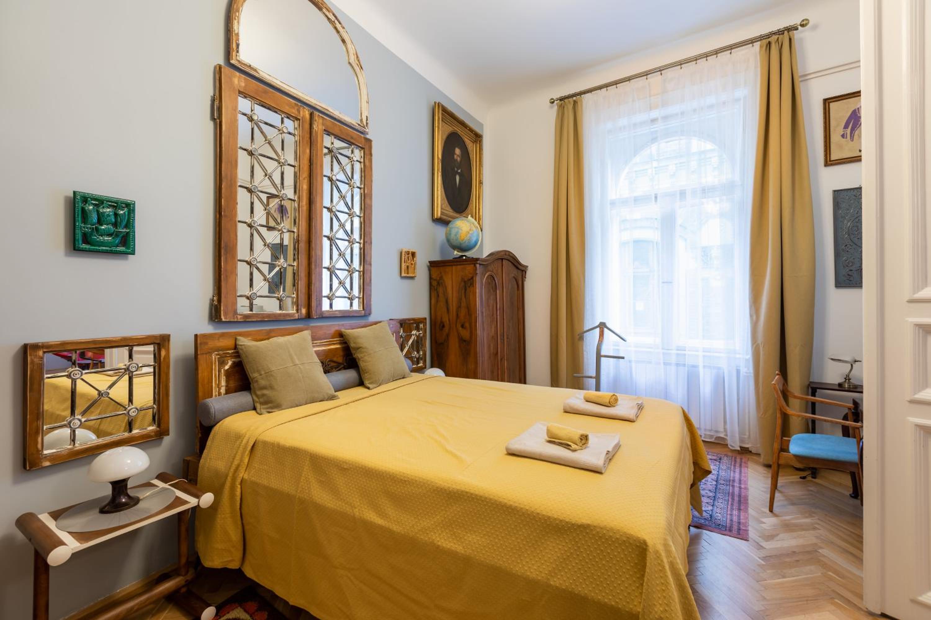 bedroom
