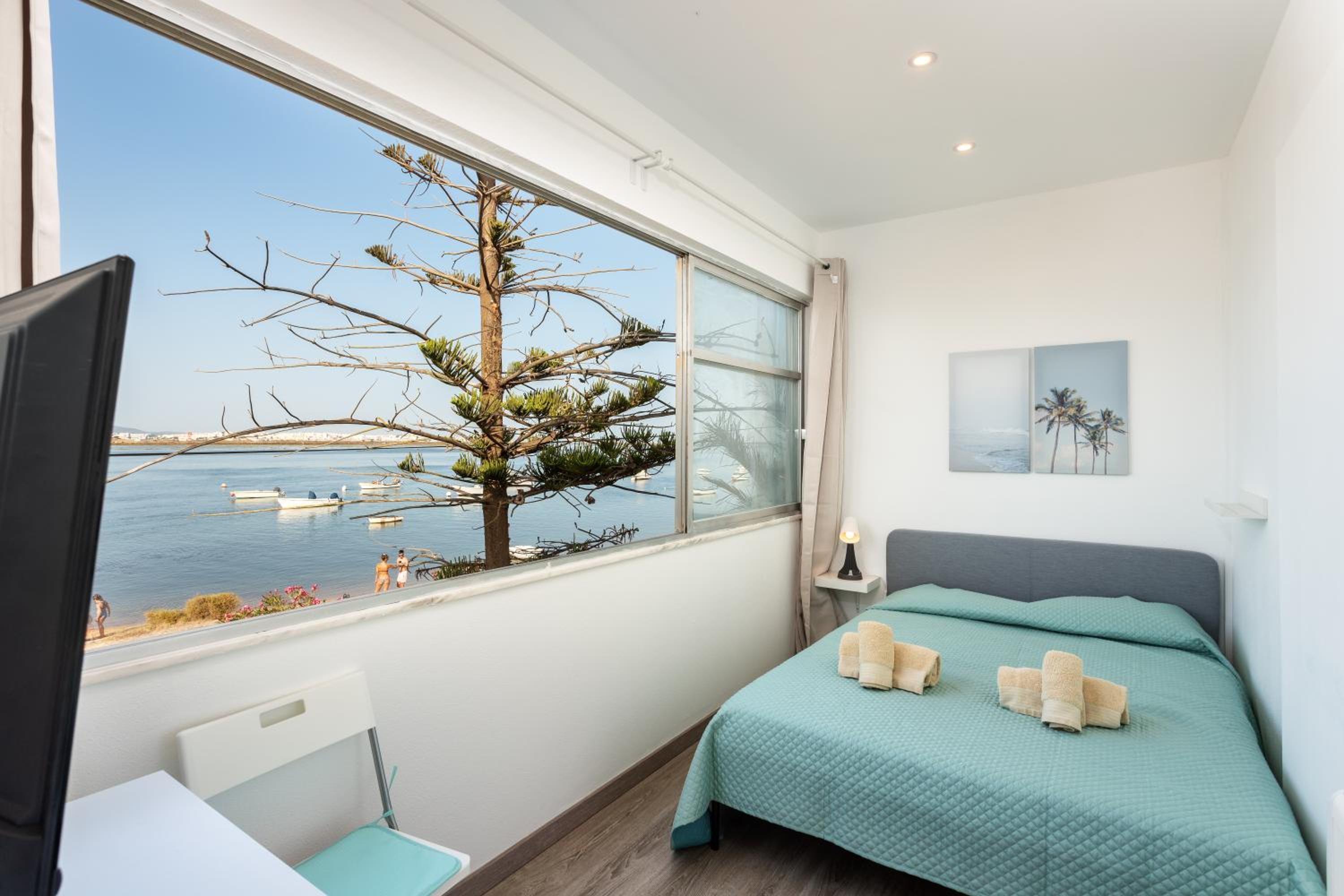 Blife Faya private rooms view 5