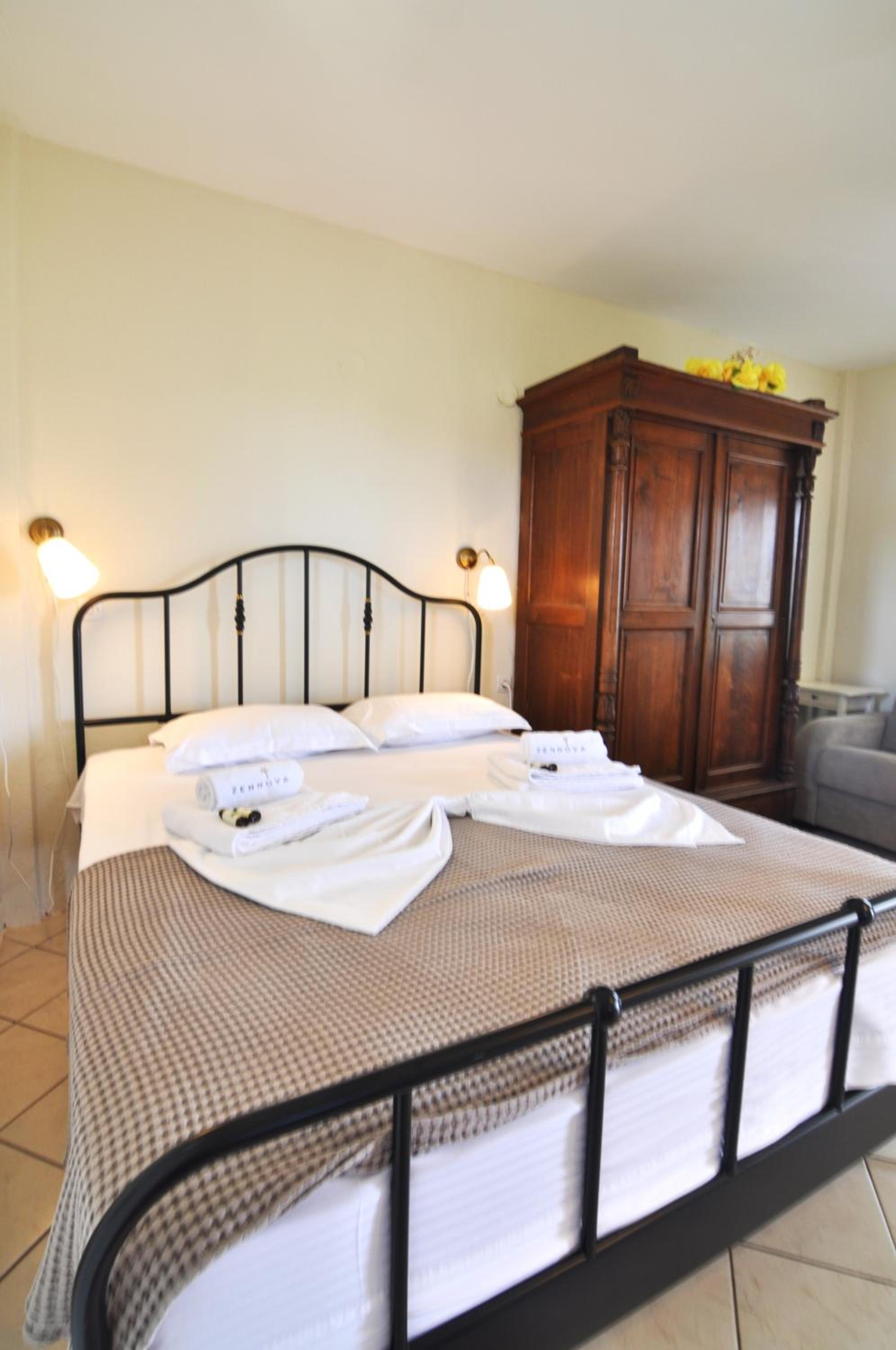 Zennova #62, Boutique Studio in Nikiti view 3