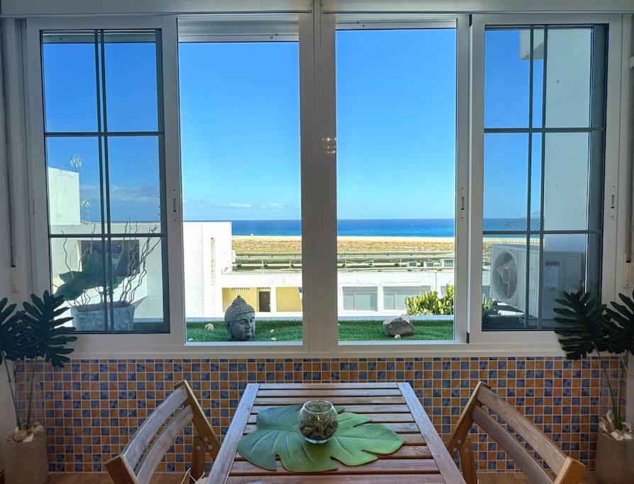The Lucky Beach Apartment