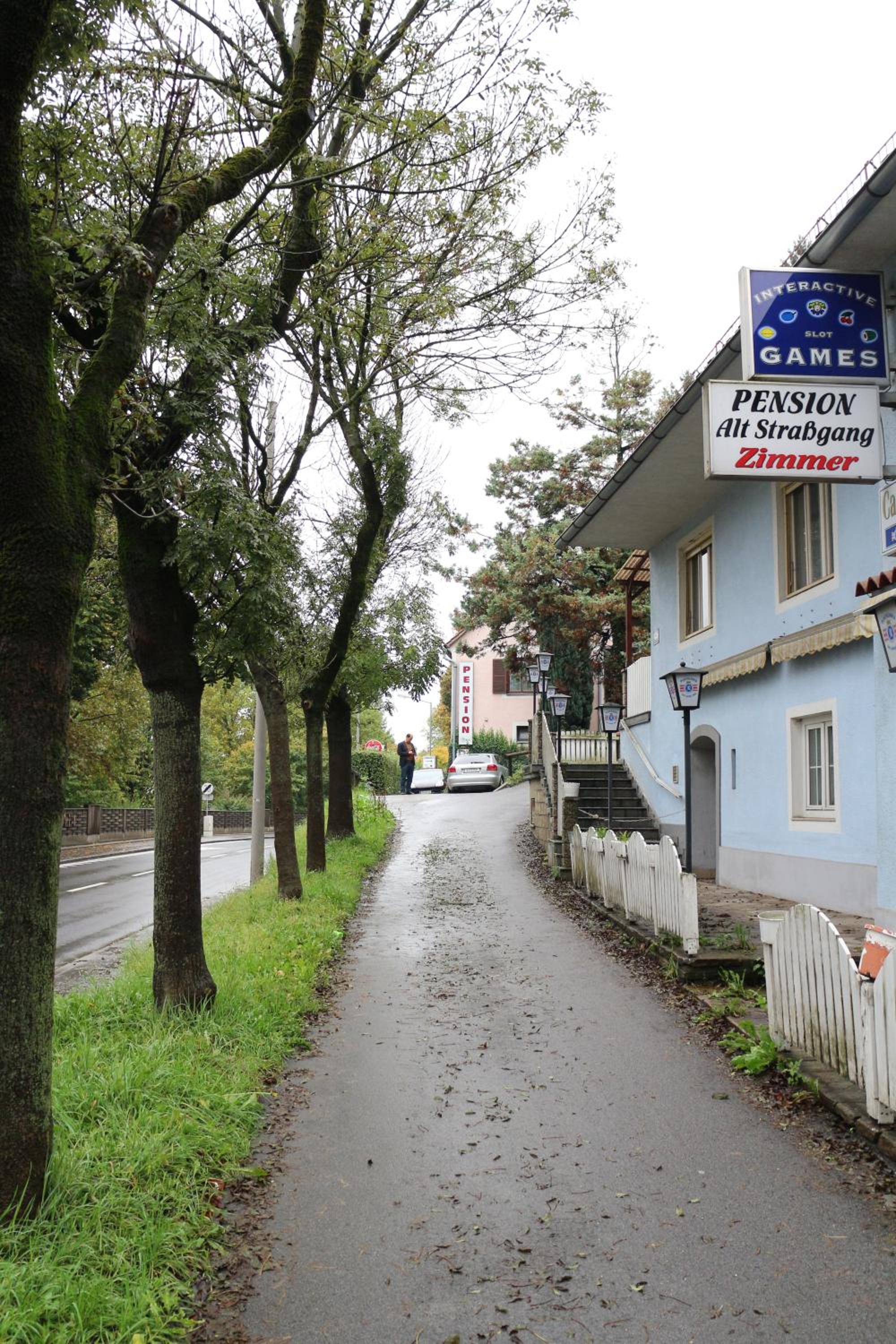 Pension - Alt - Strassgang