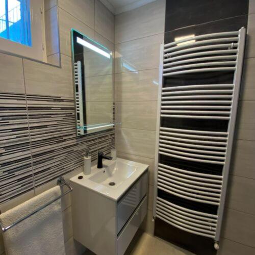 Iskolakert Apartman