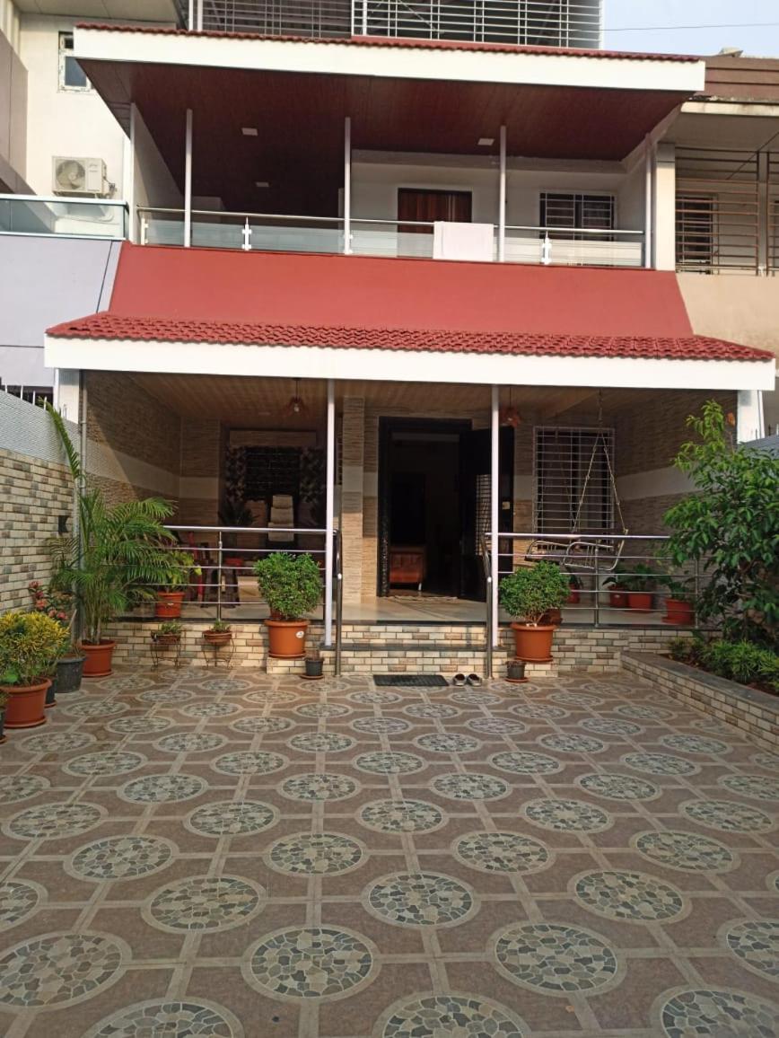 Utopia by Joy Suites