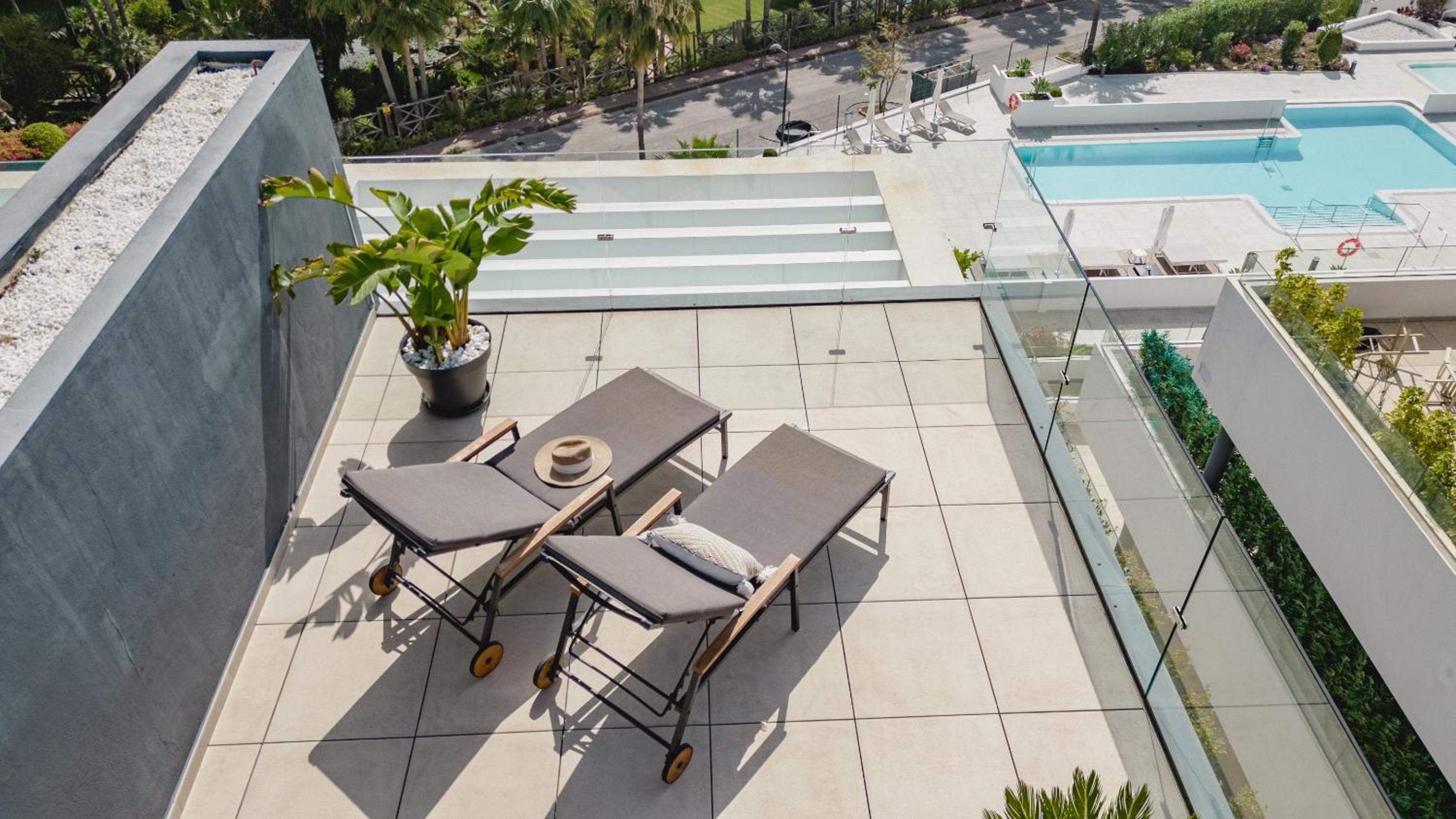 balance & terrace