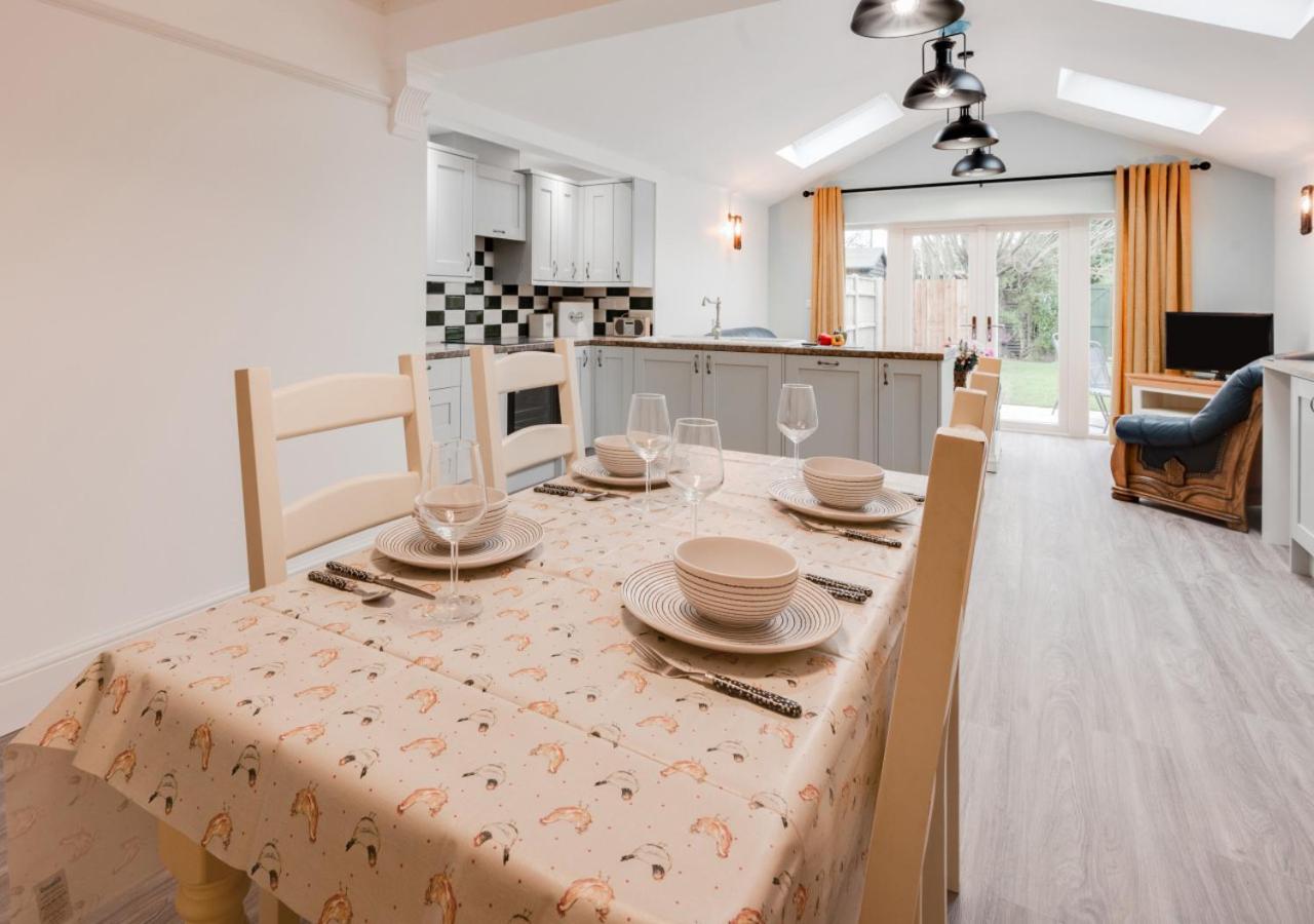 2 Bed in Aldeby oc-2wca view 5