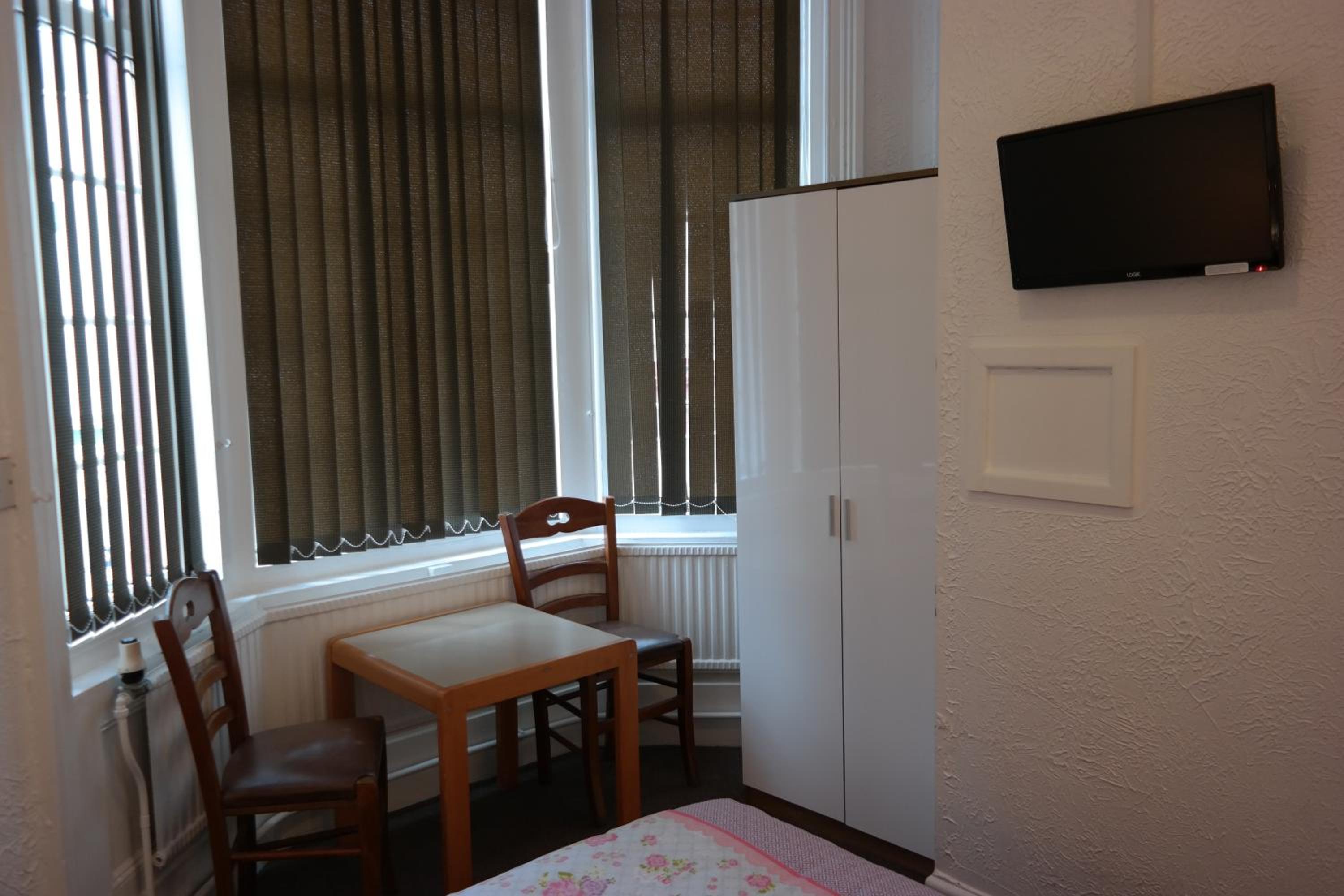 Photo 43
