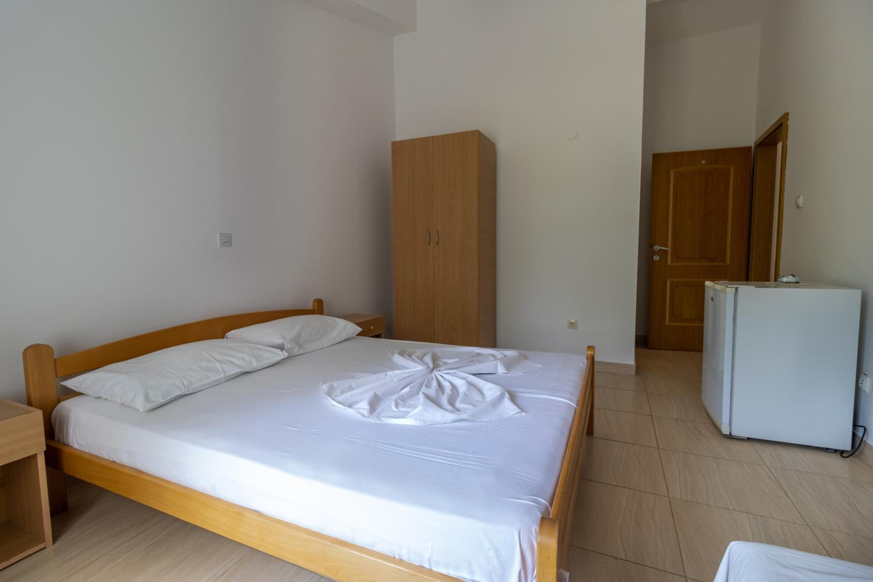 Tomi Guesthouse