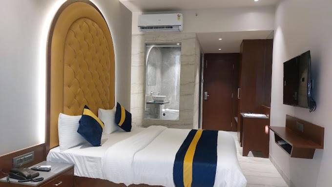 LOTUS DELUXE ROOMS view 3