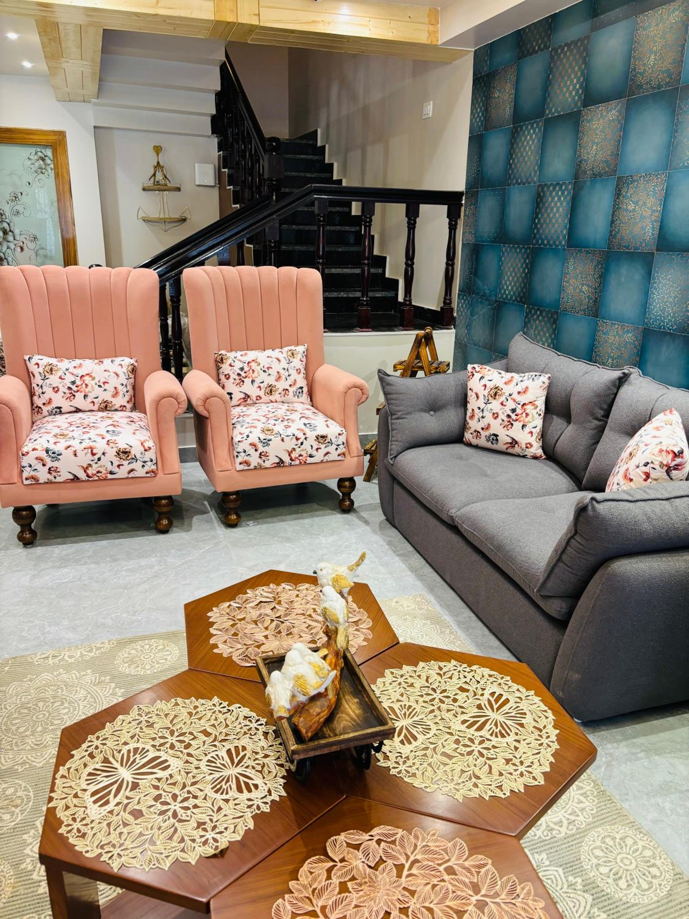 Unravel Sukoon Villa 6BHK Nainital view 4