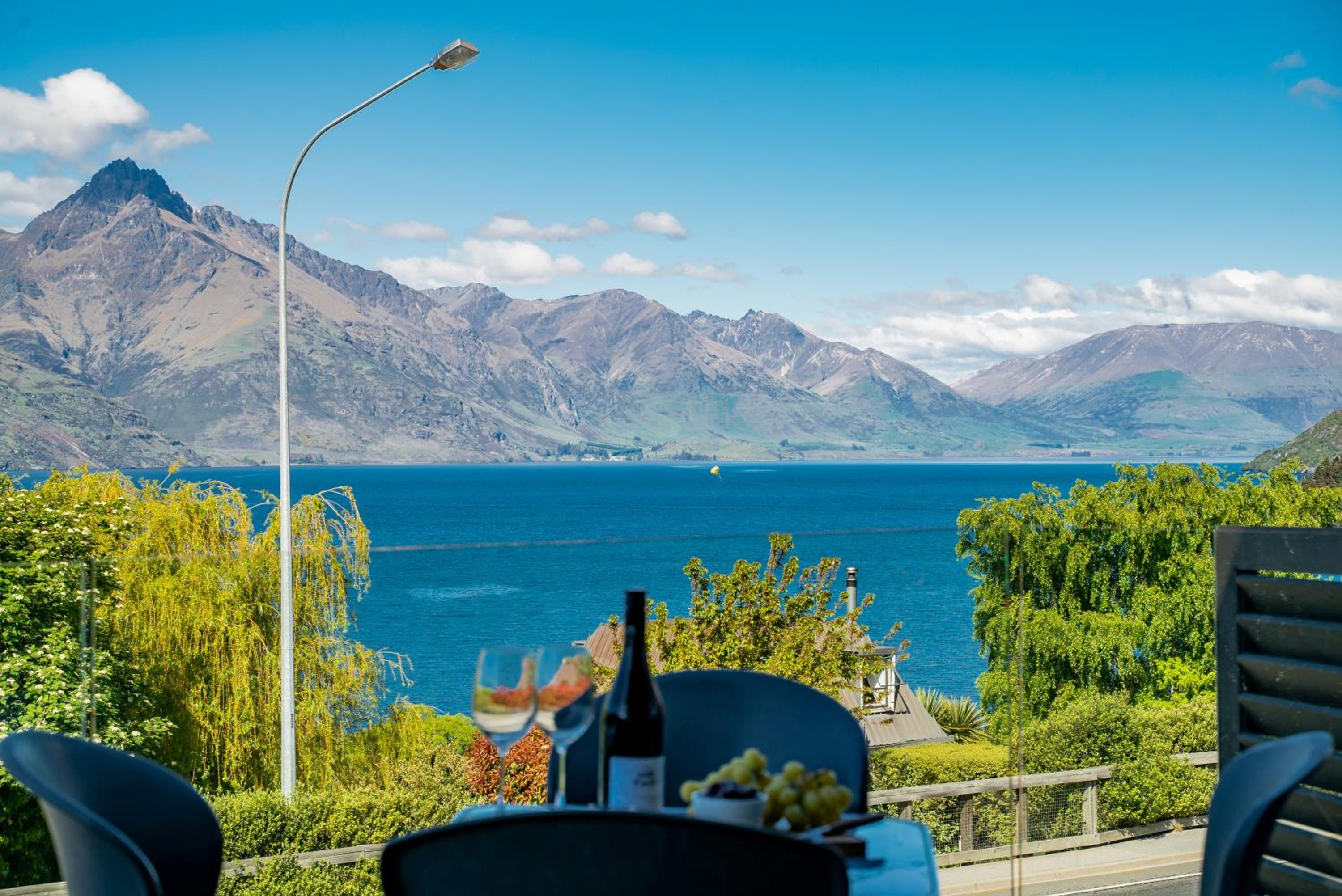 Modern Executive Living in Pounamu