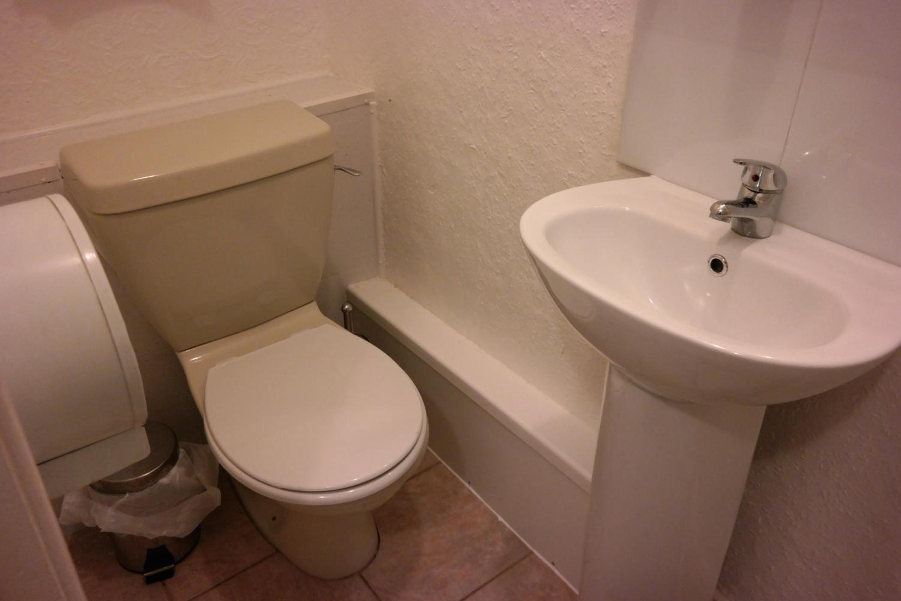 Photo 33