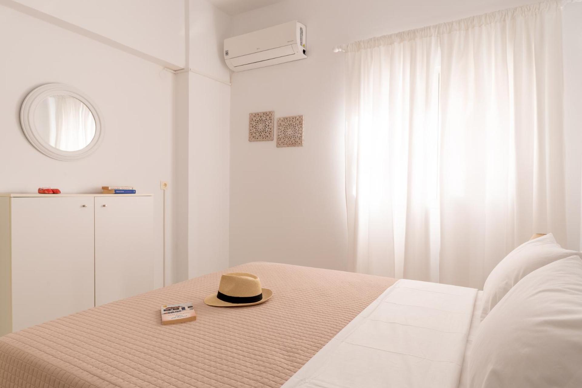 Elio B 1BDR Apt 1 min from the beach by Hospi Living