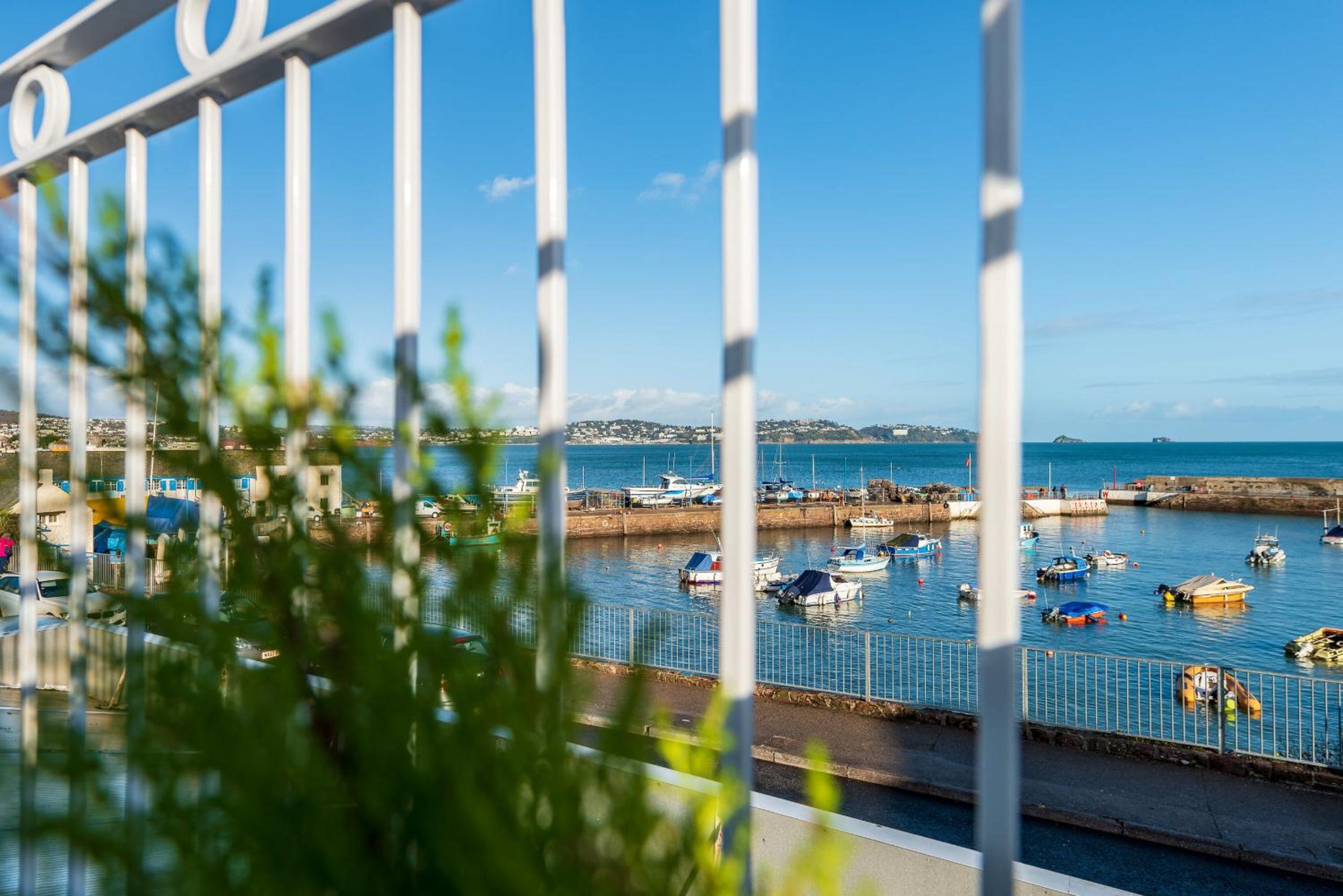 Quayside View - Luxury Apartment on Paignton Harbour view 5