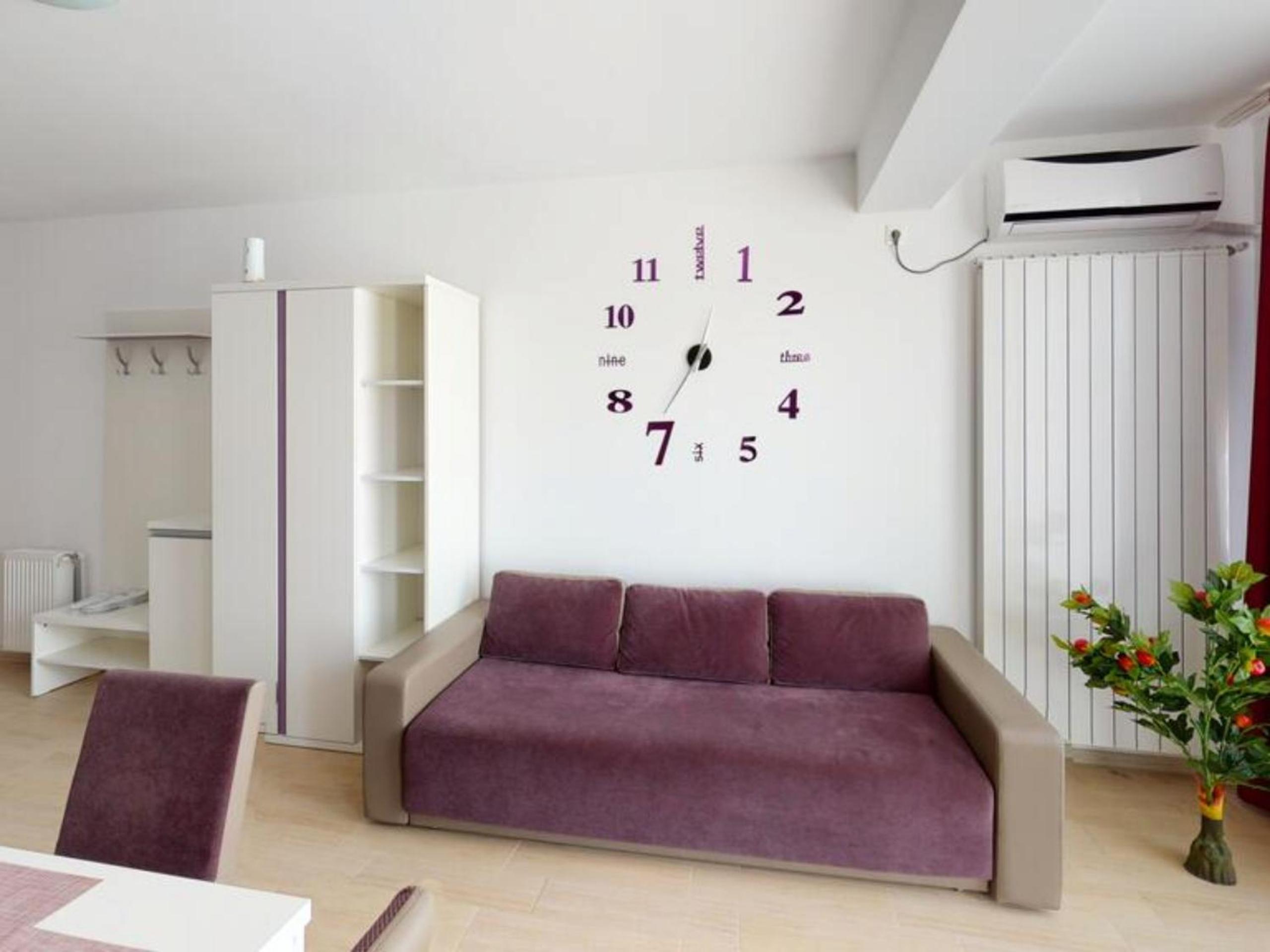 Papaya Apartment on the Seafront view 4