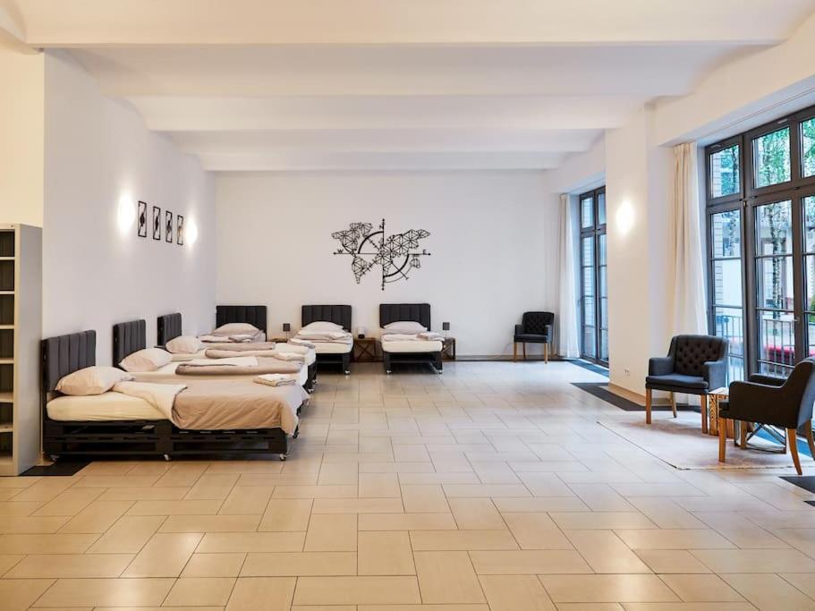 210 m2 Loft Apartment mit Terasse 2B 3R Kreuzberg photo 3