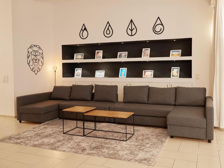 210 m2 Loft Apartment mit Terasse 2B 3R Kreuzberg