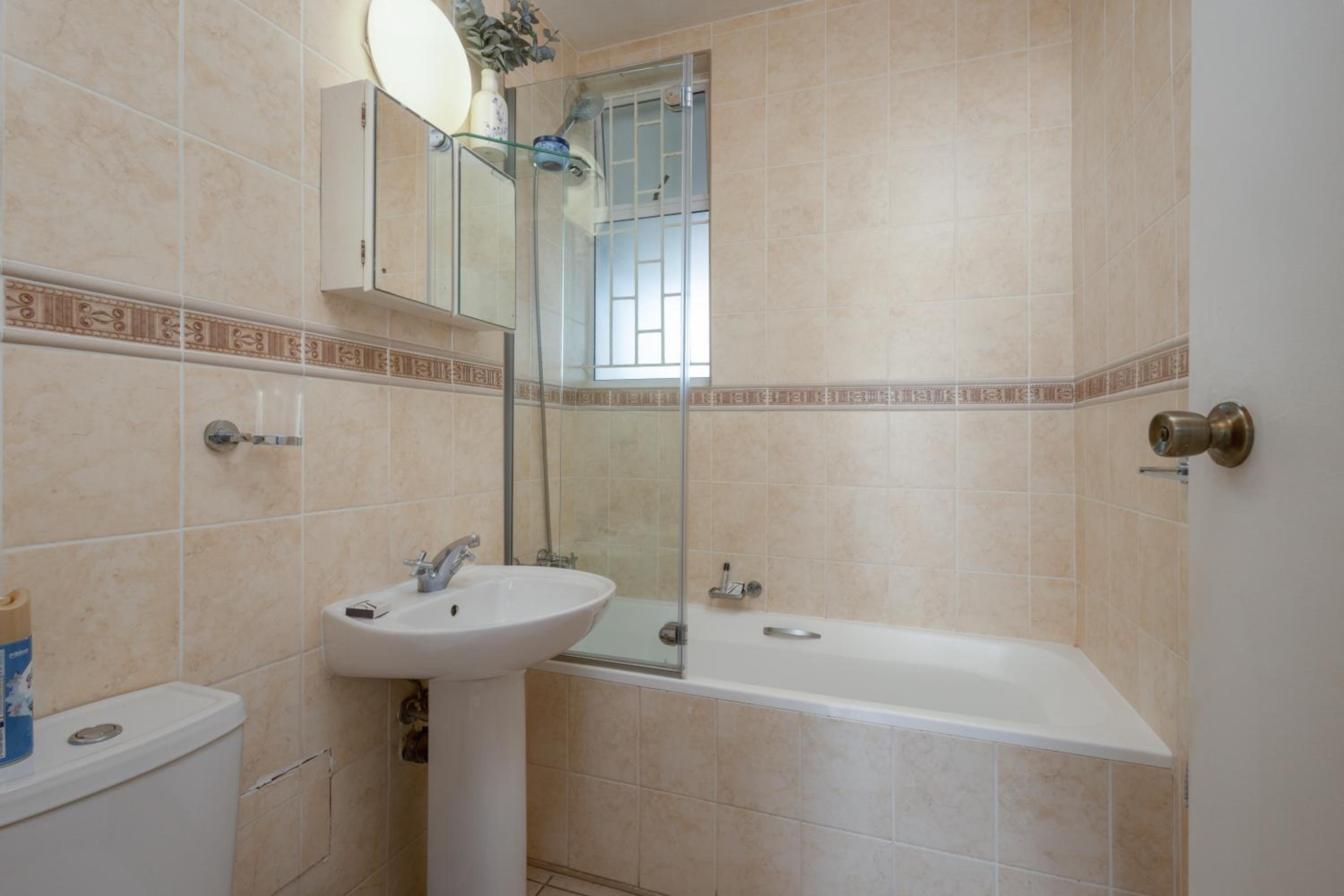63 Sea Lodge - by Stay in Umhlanga view 3