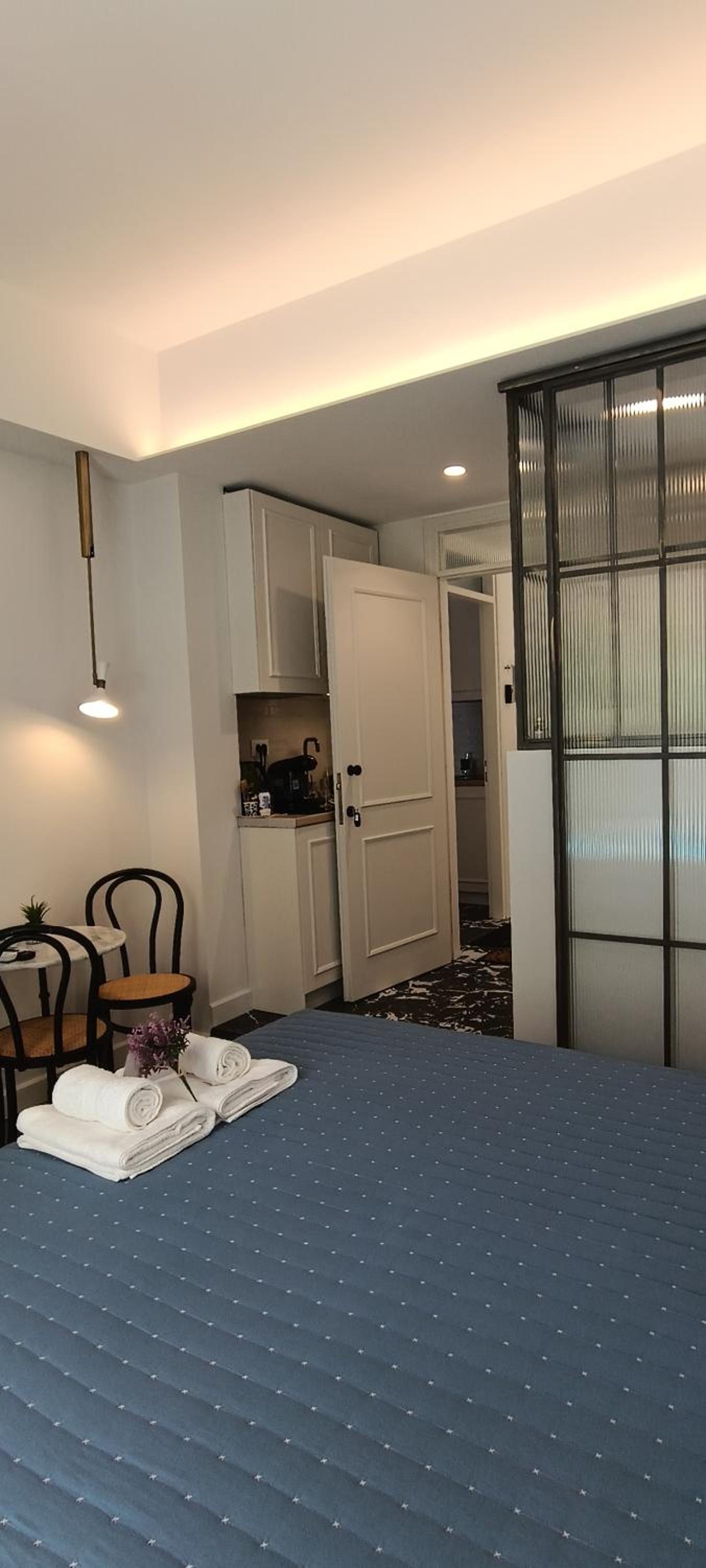 MUSES LUXURY SUITES