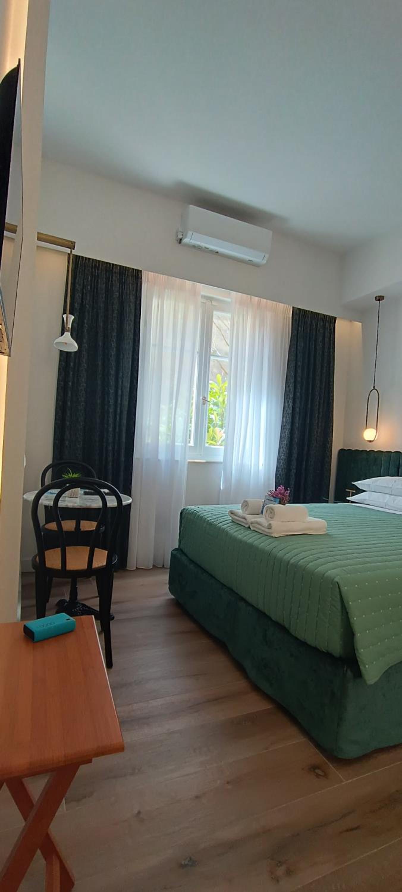 MUSES LUXURY SUITES
