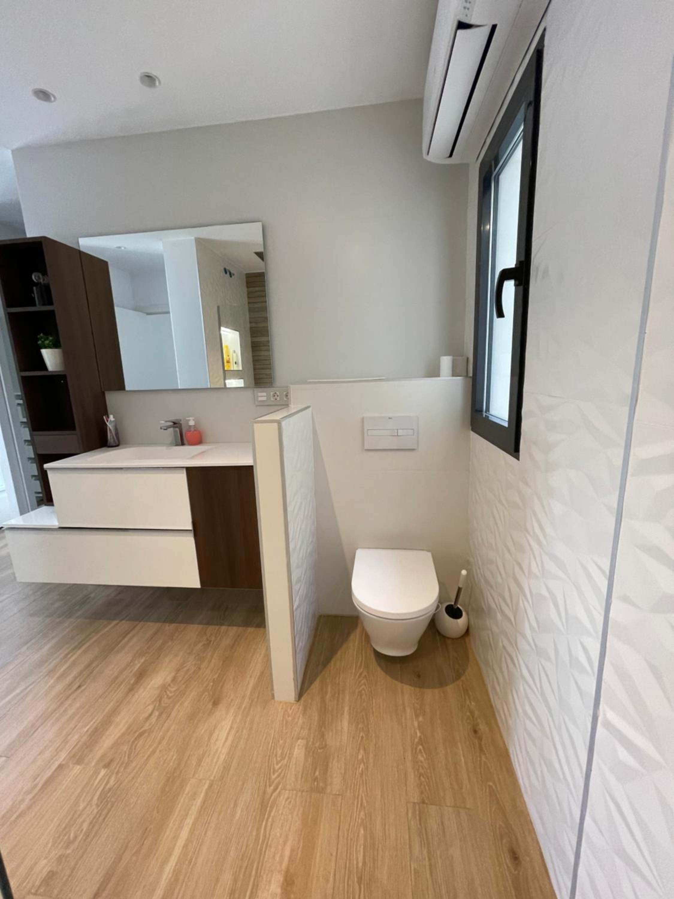 VILLA EXCLUSIVA con Piscina, Jardín y Barbacoa