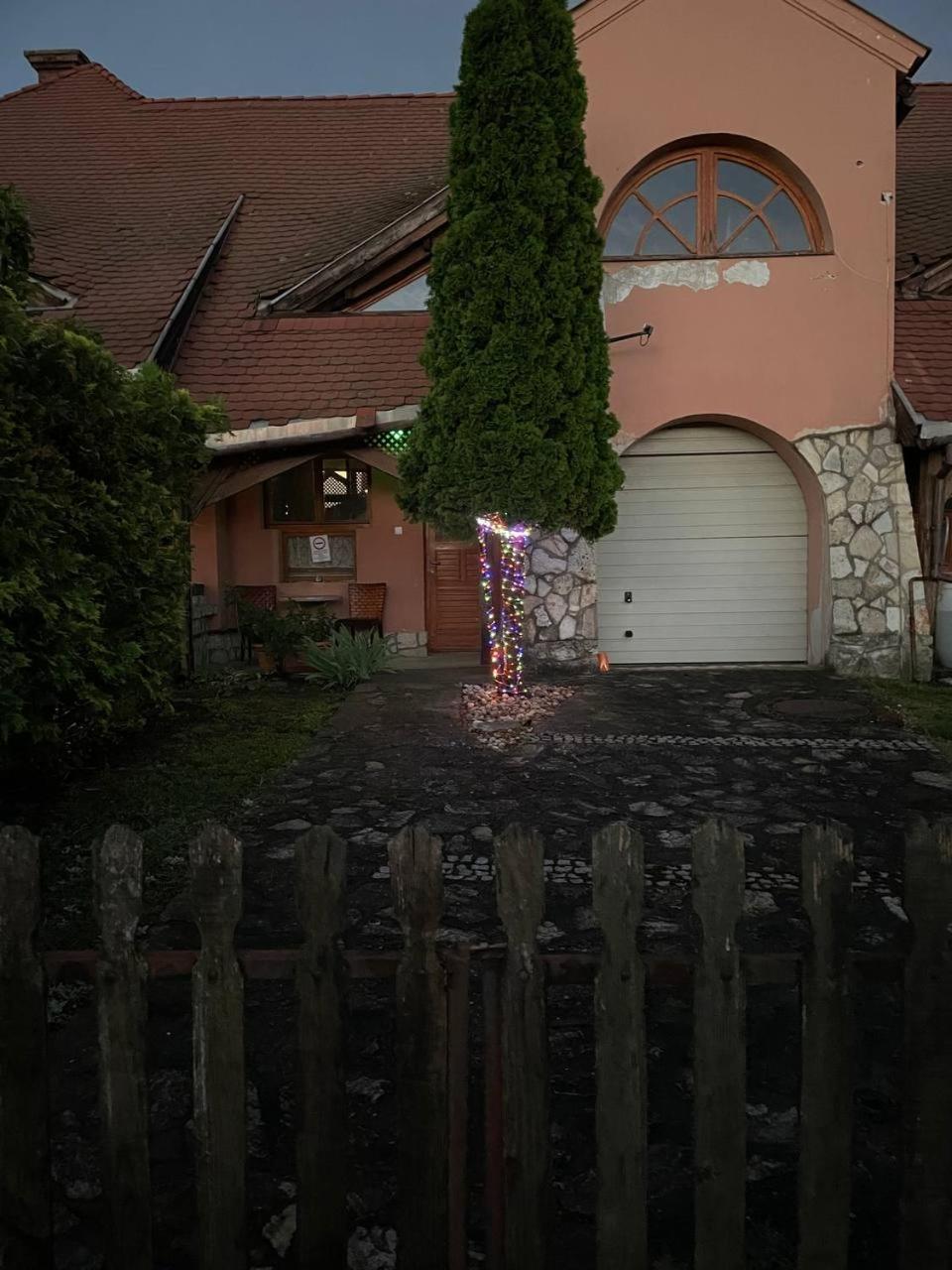 Photo 40