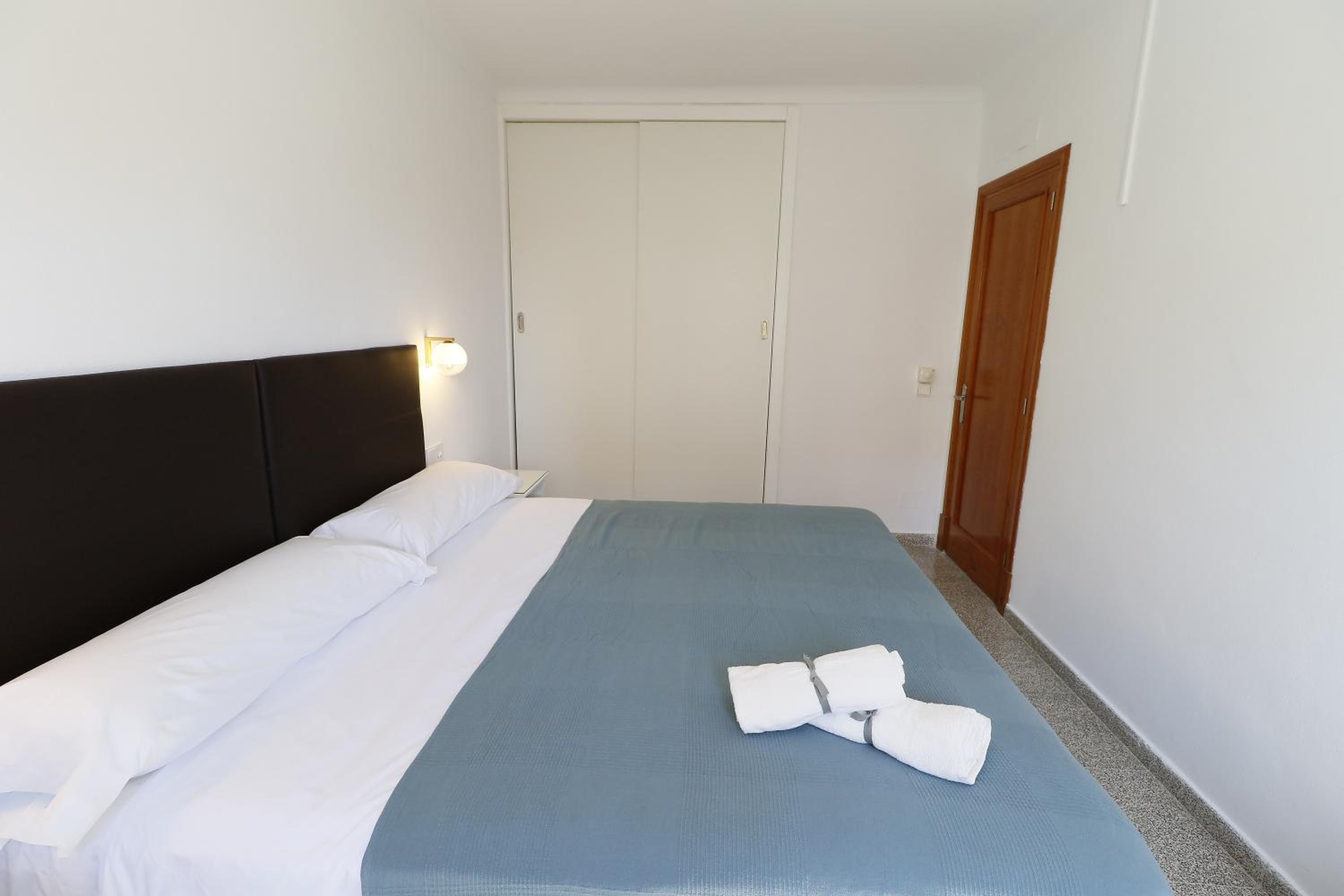 Apartamentos Colonia Sant Jordi