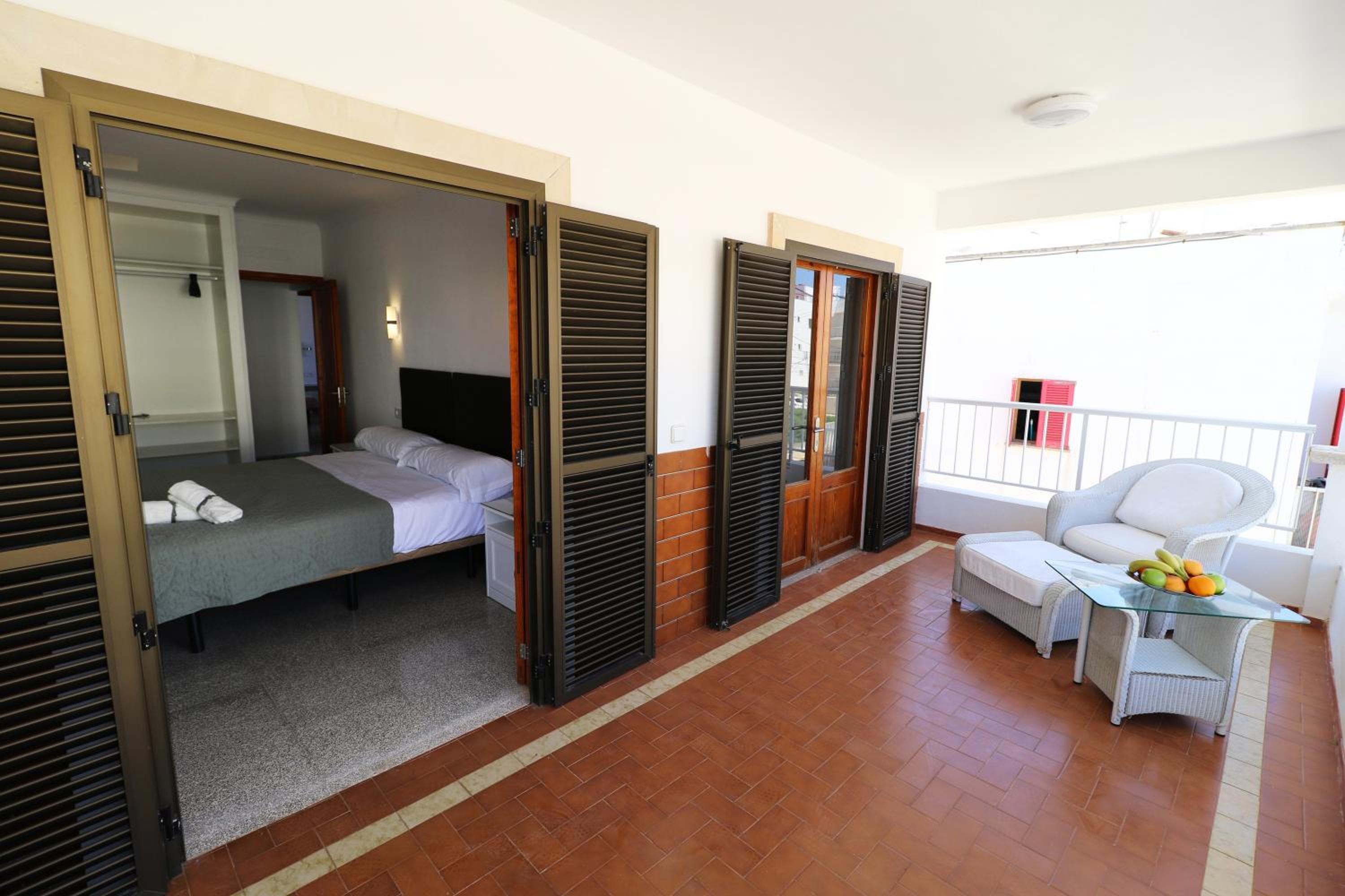 Apartamentos Colonia Sant Jordi