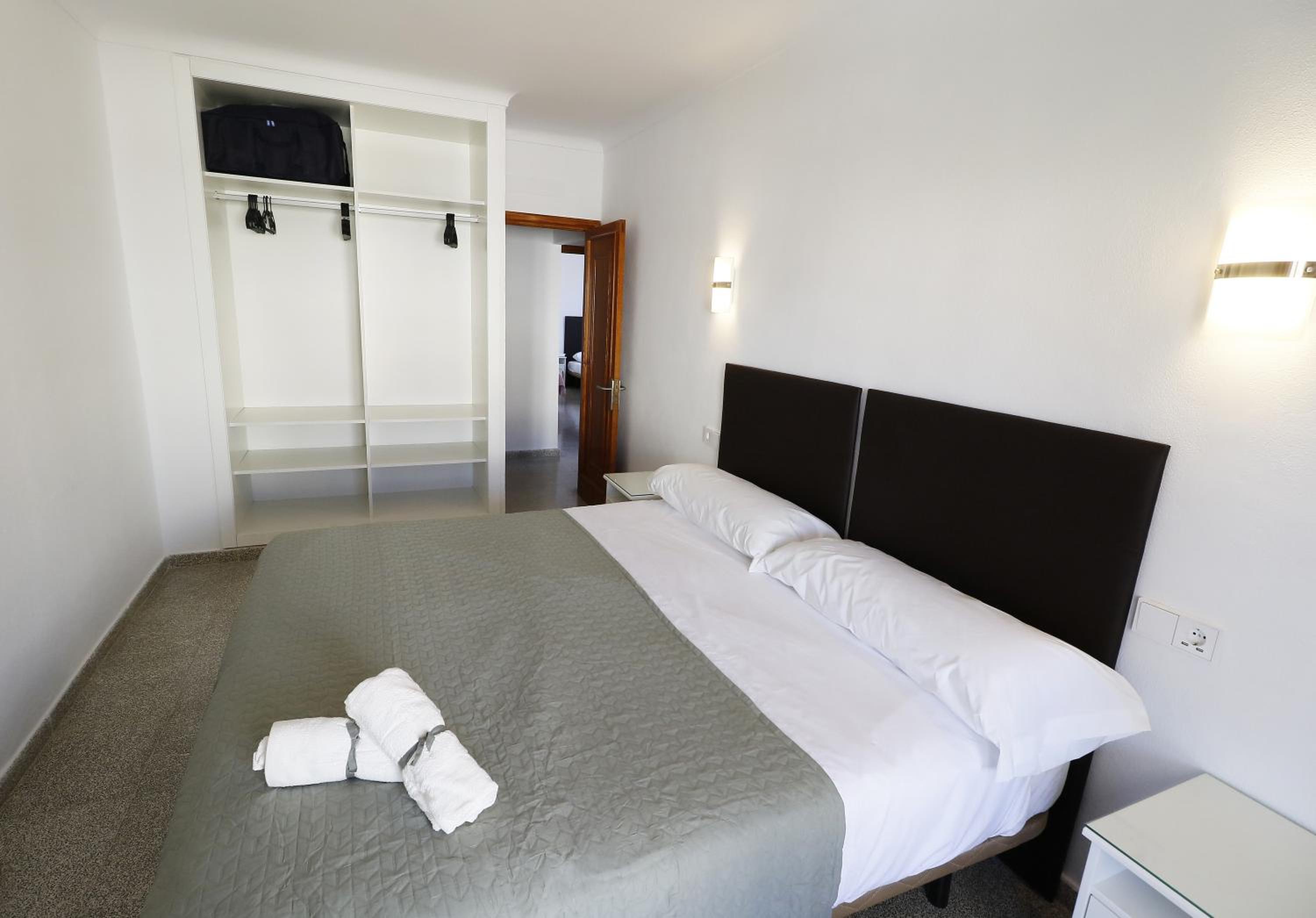 Apartamentos Colonia Sant Jordi