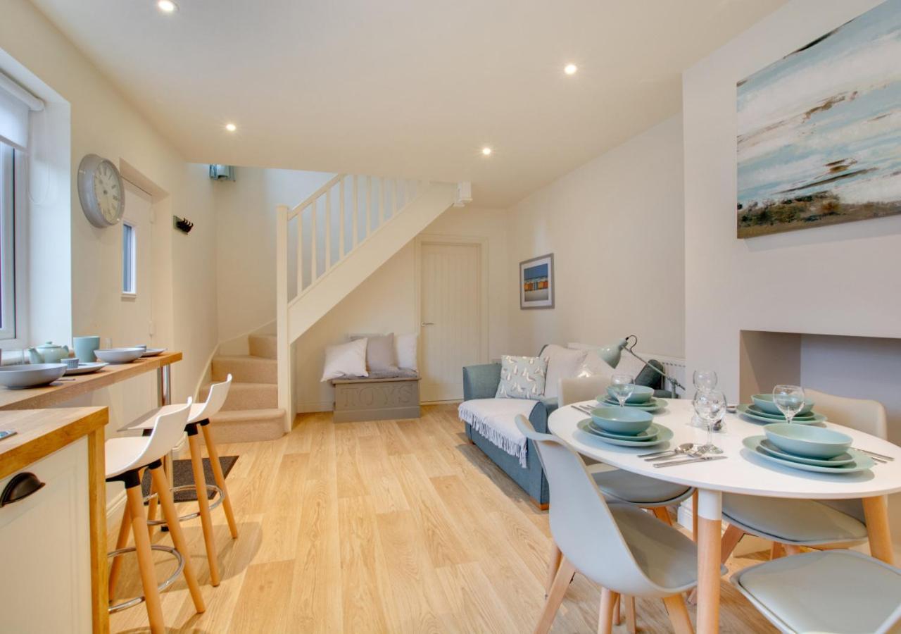 Corner Cottage