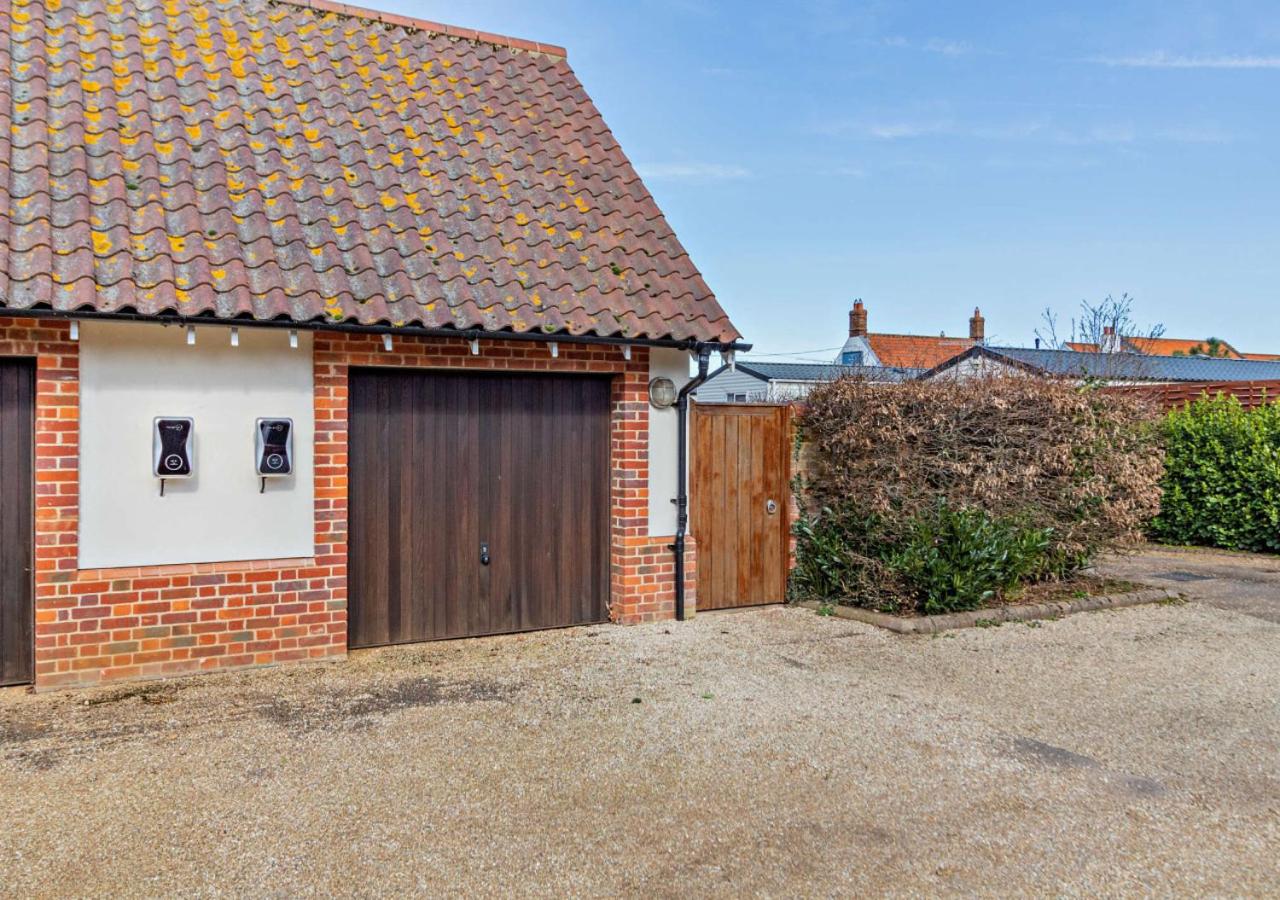 4 Bed in Thornham oc-888