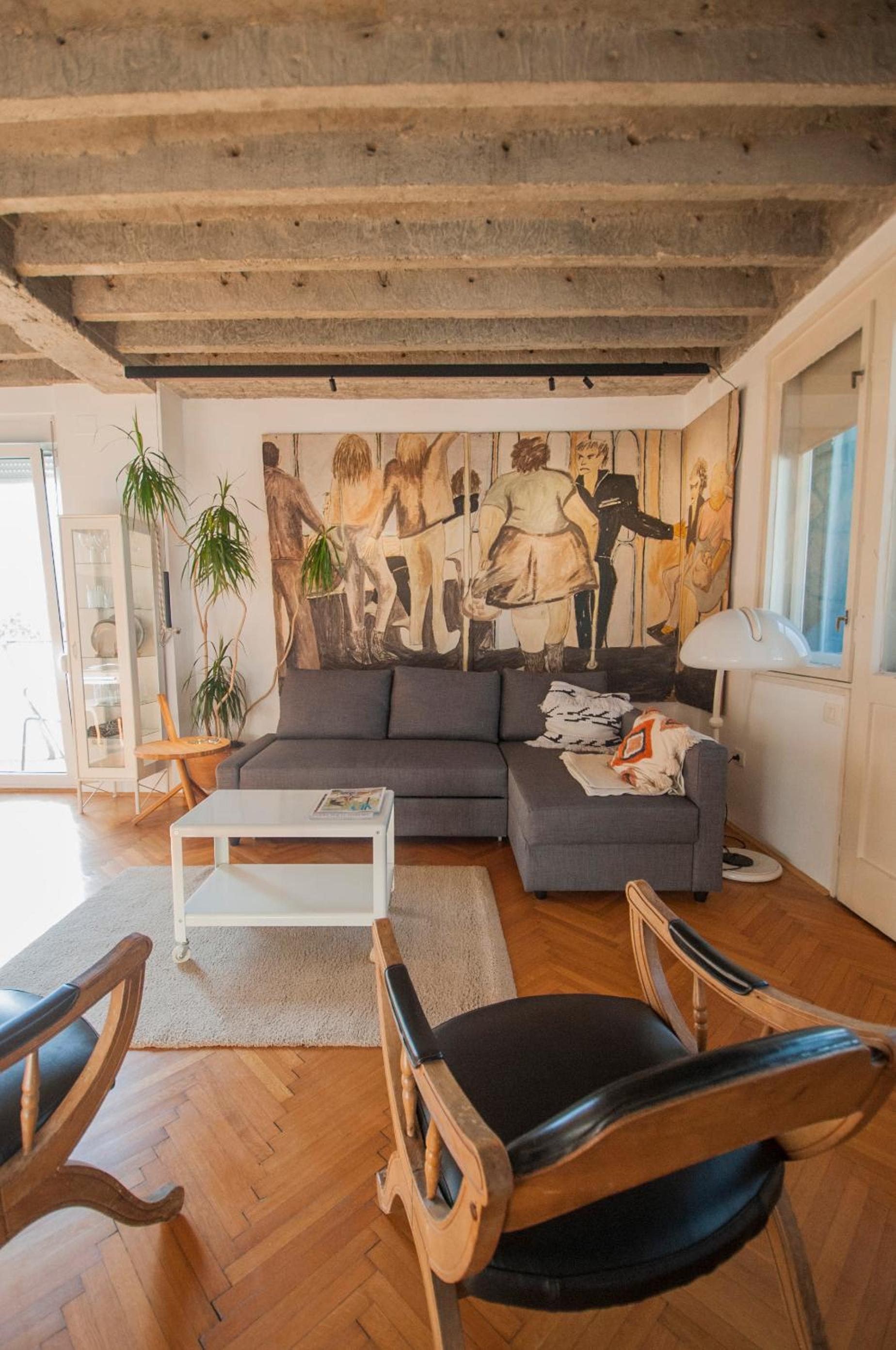 lounge