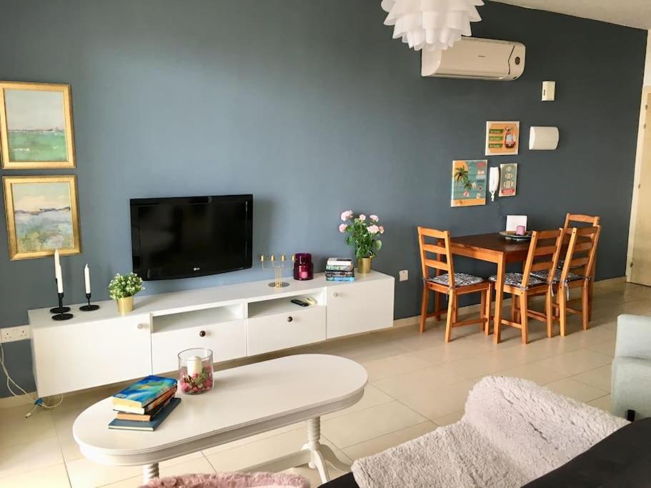 Aphrodite Sea View Suite