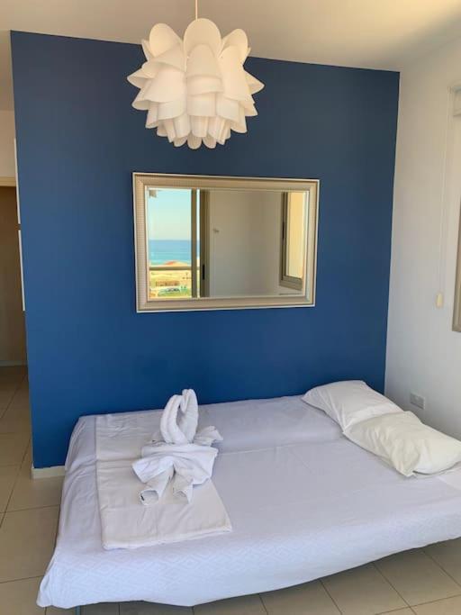 Aphrodite Sea View Suite