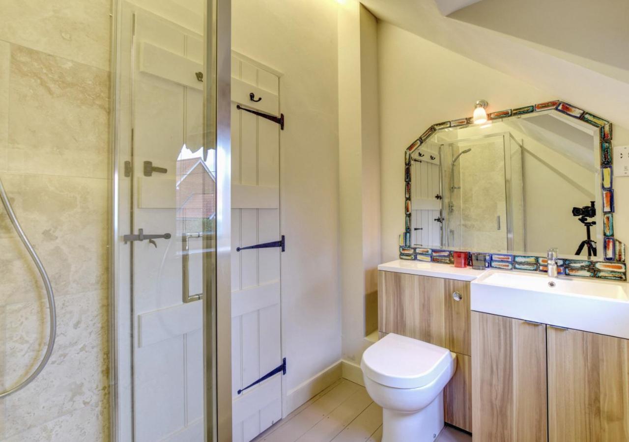 3 Bed in Nr Aldeburgh oc-sfwws
