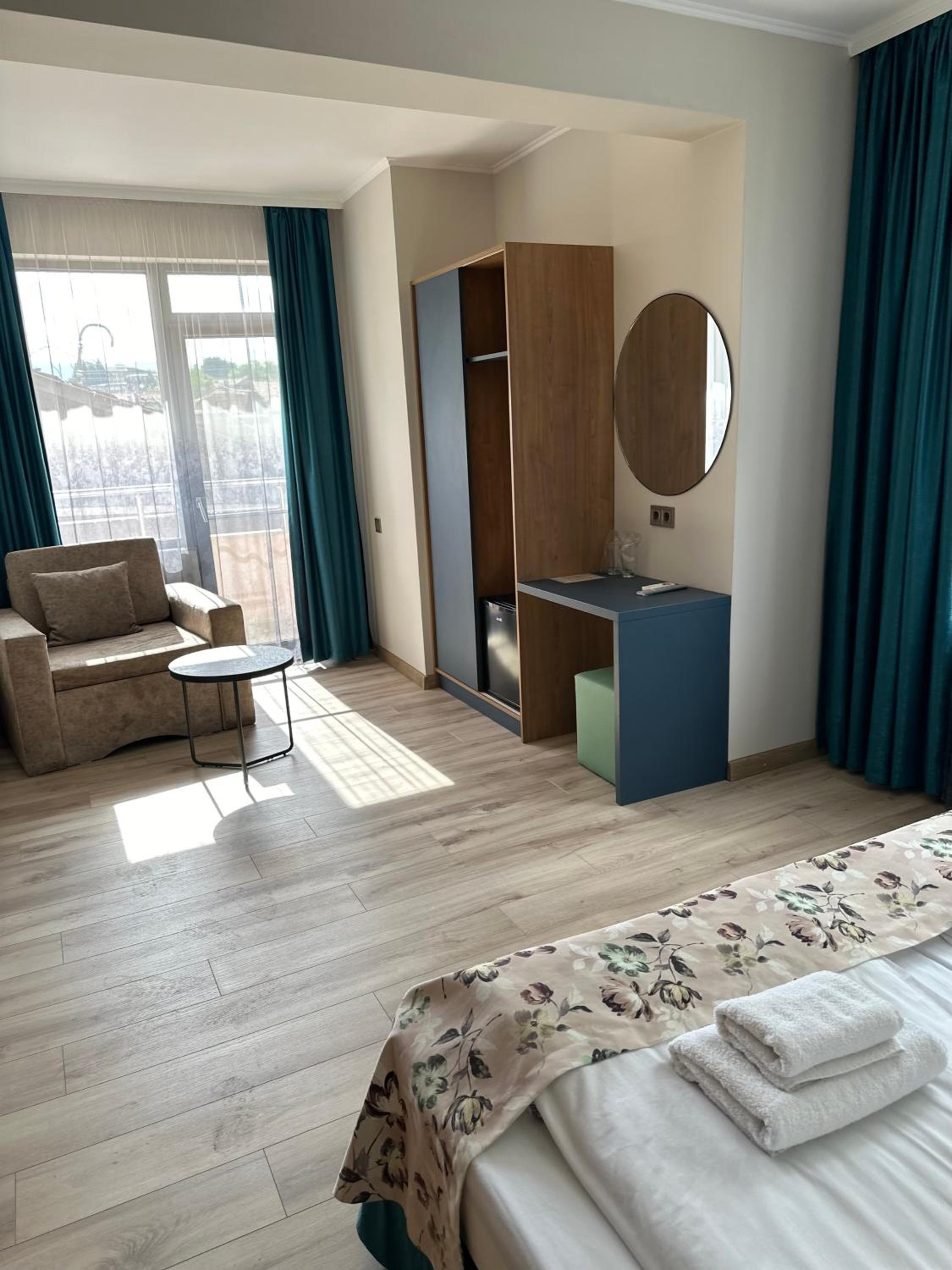 Family Hotel Neliya