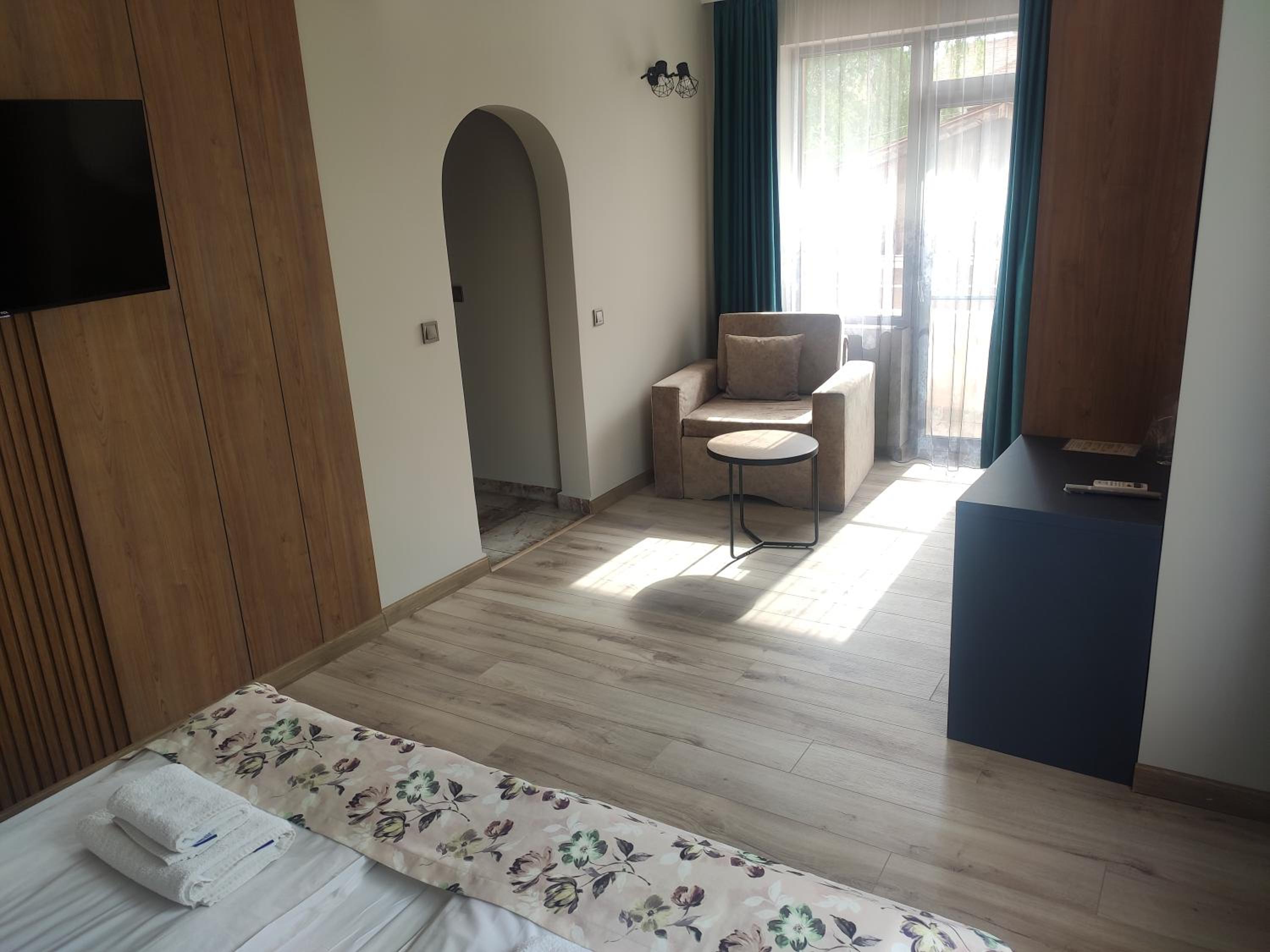 Family Hotel Neliya