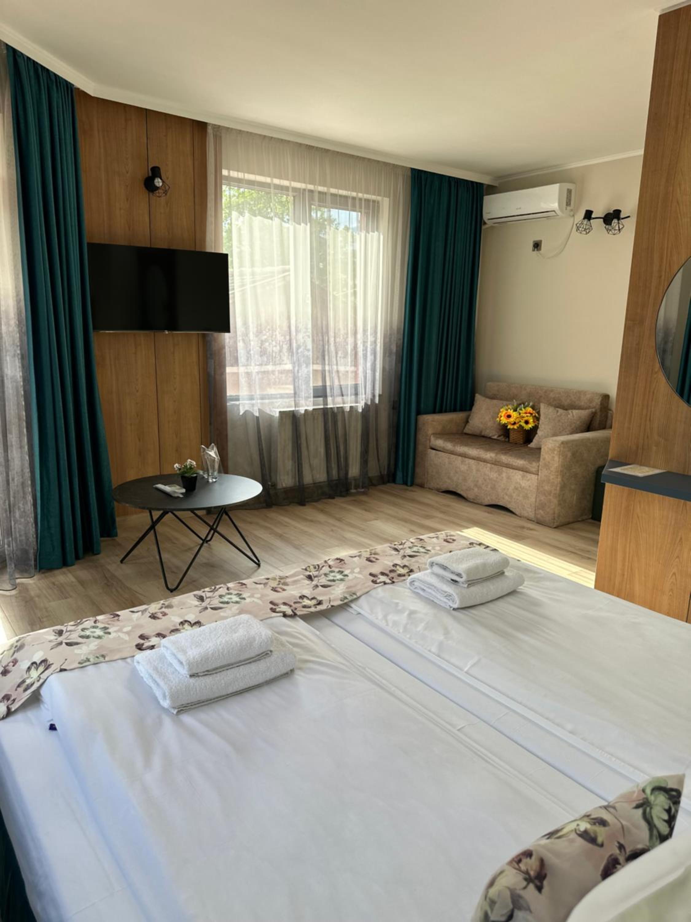 Family Hotel Neliya