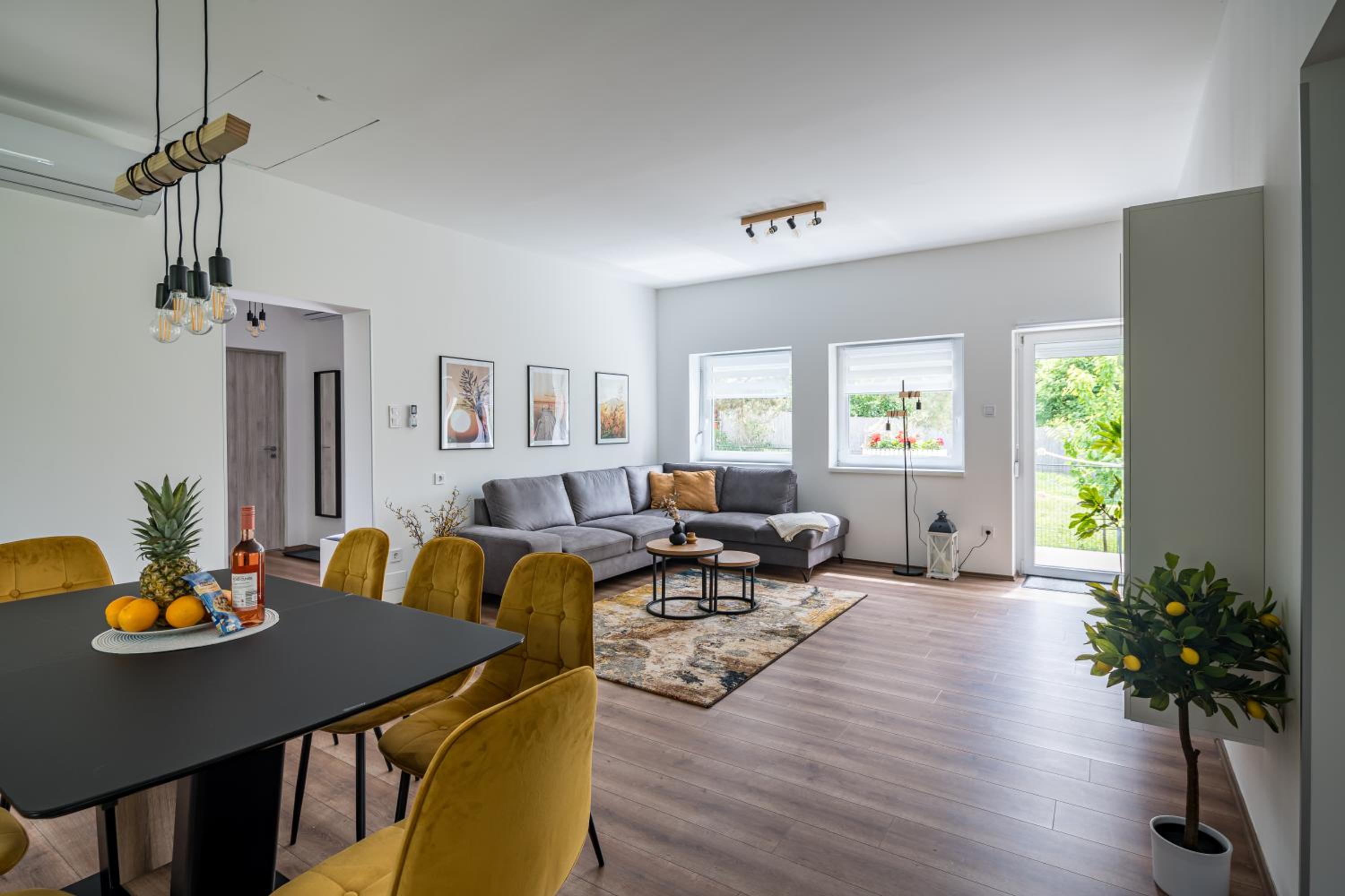 Balatonic Lemon apartmanház