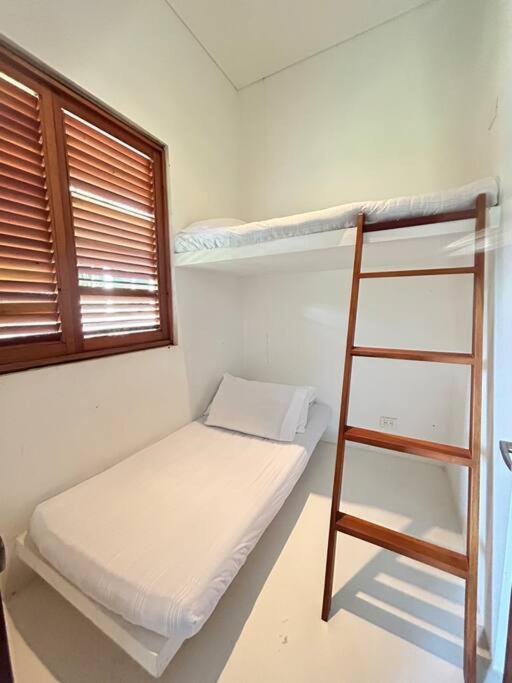 Casa Anapoima exclusivo sector !