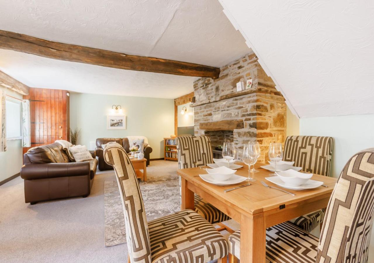 2 Bed in Swimbridge oc-n0208