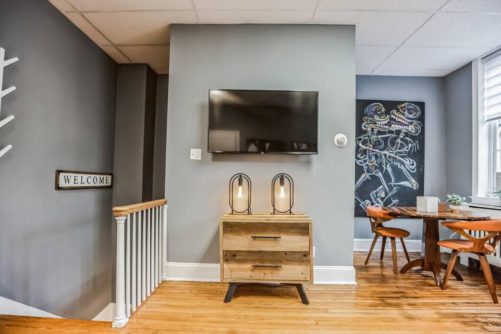 Stay in Historical Unit! Fabulous Corner with views of Old City! view 2